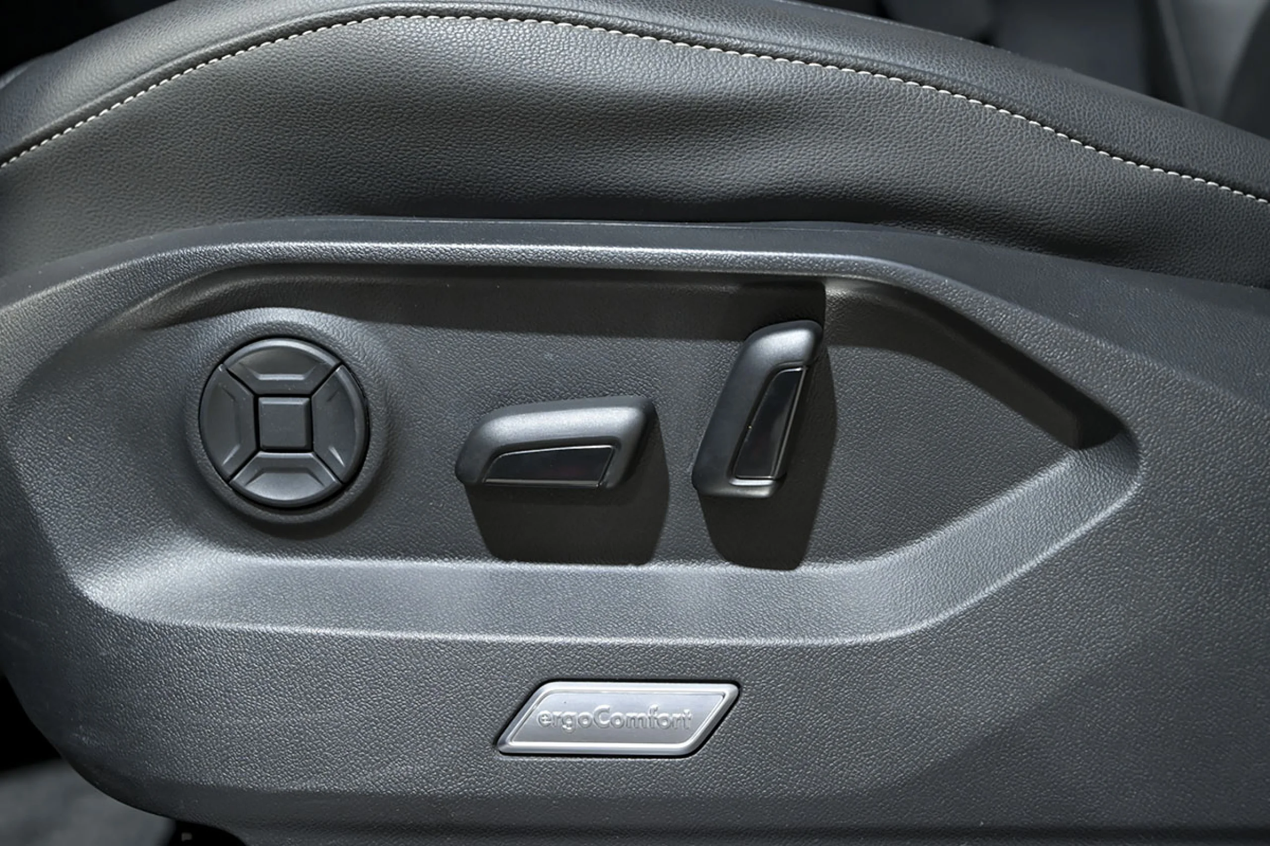 Volkswagen Touareg Prem Eleg 3.0 V6 TDI 210kW Tip 4M - Foto 26