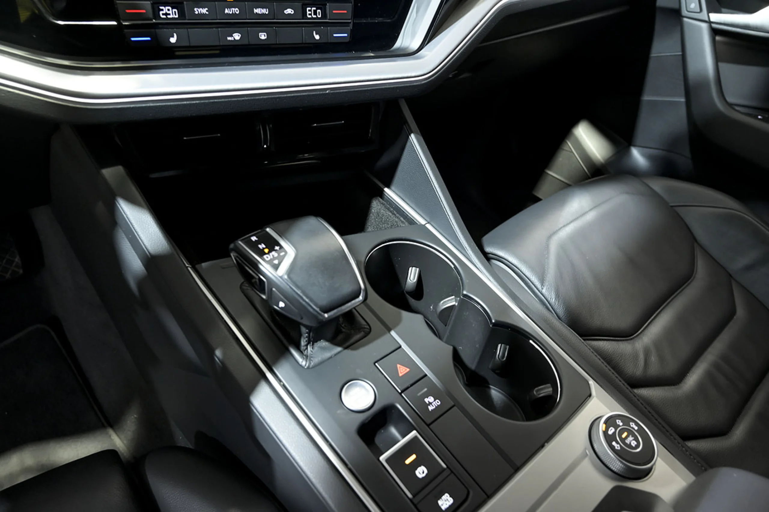 Volkswagen Touareg Prem Eleg 3.0 V6 TDI 210kW Tip 4M - Foto 39