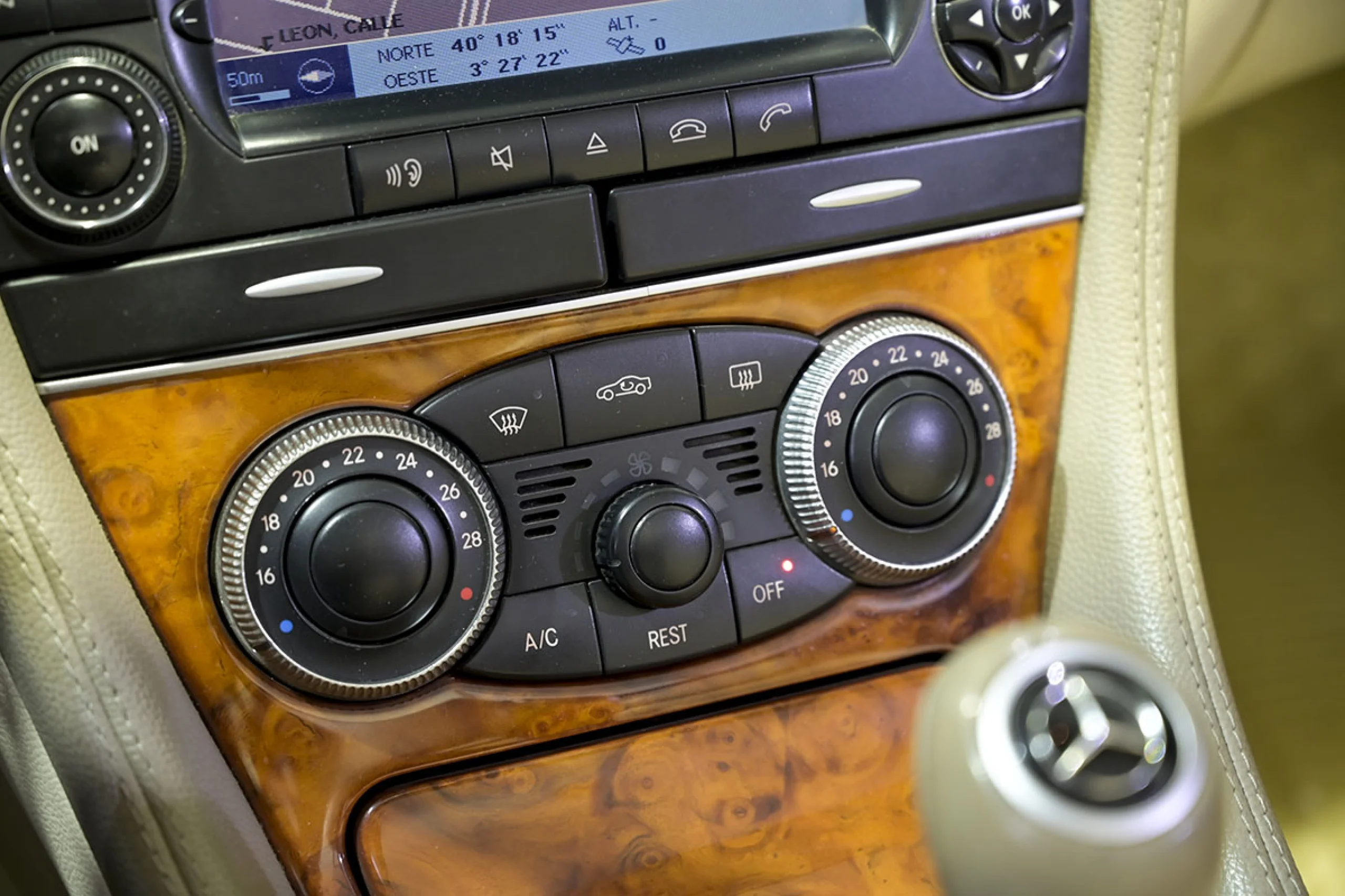 Mercedes-Benz SL 350 MERCEDES-BENZ Clase SL SL 350 - Foto 30