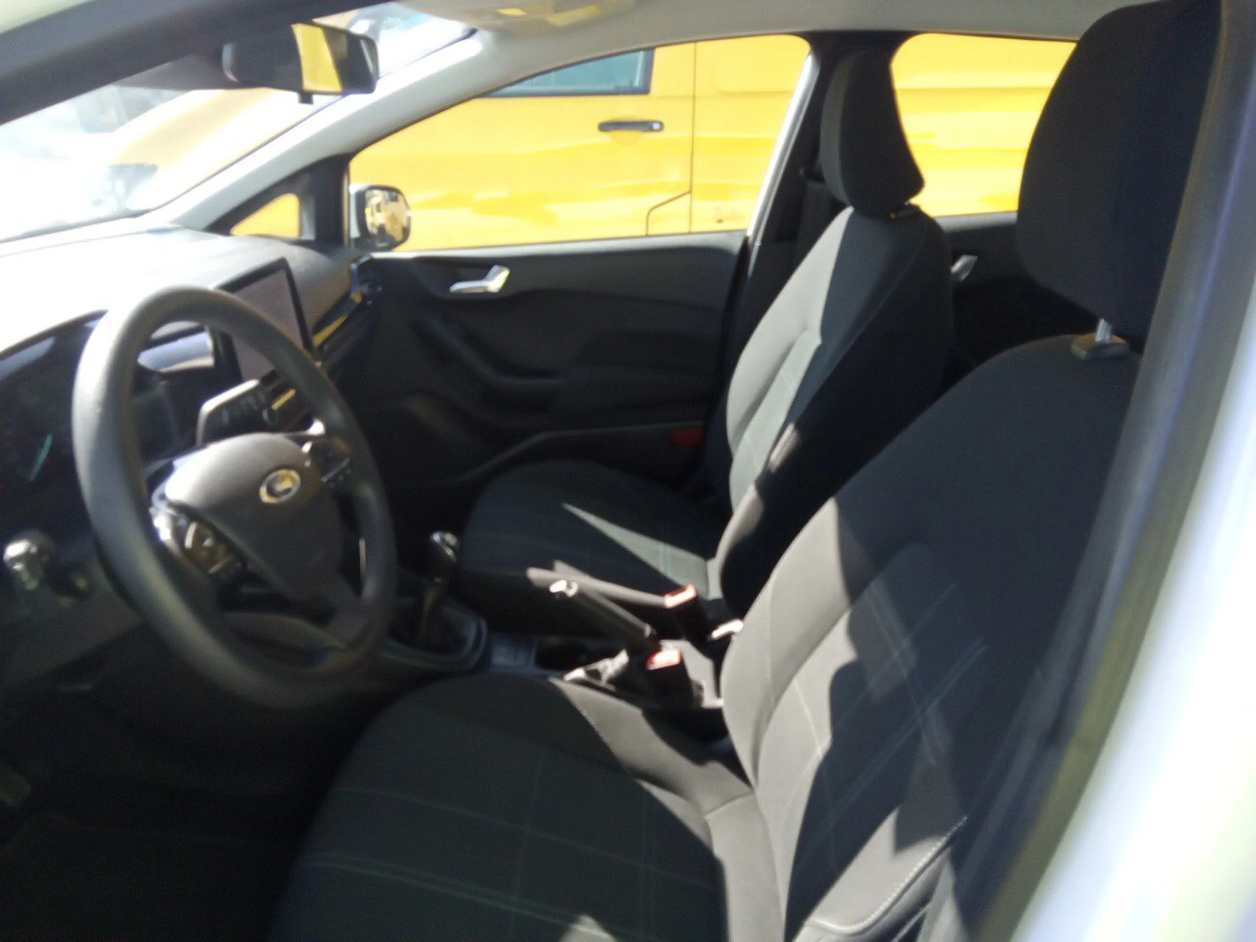 Ford Fiesta 1.1 PFI GLP 55kW (75CV) Trend - Foto 7