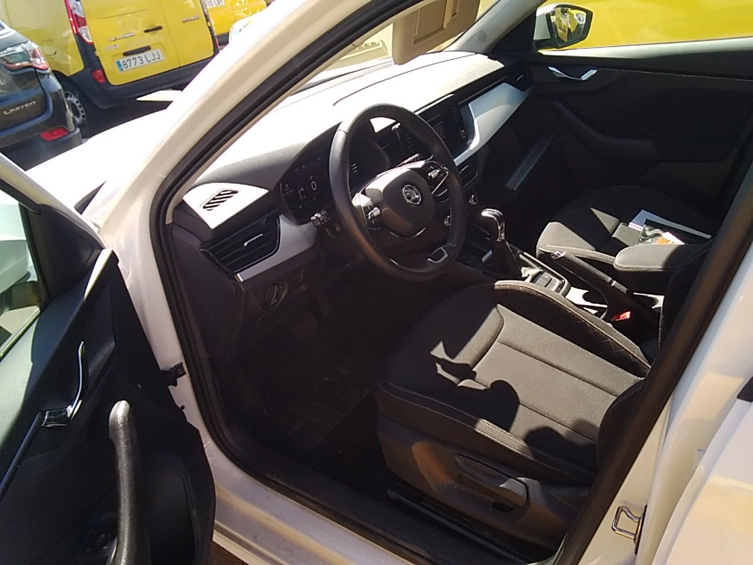 Skoda Kamiq 1.0 TSI 81kW (110CV) DSG Ambition - Foto 7