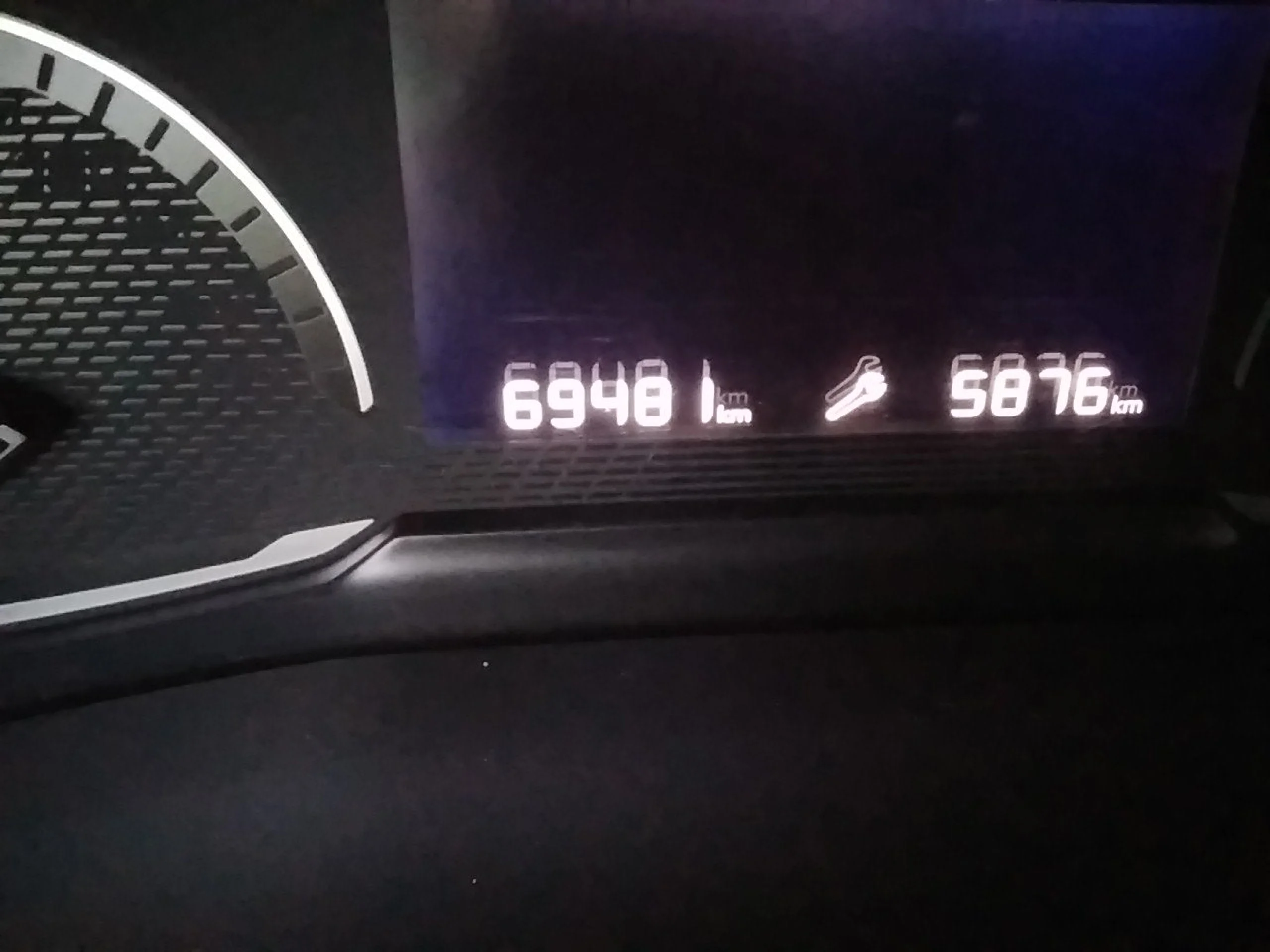 Peugeot 208 BlueHDi 73kW (100CV) Active - Foto 8