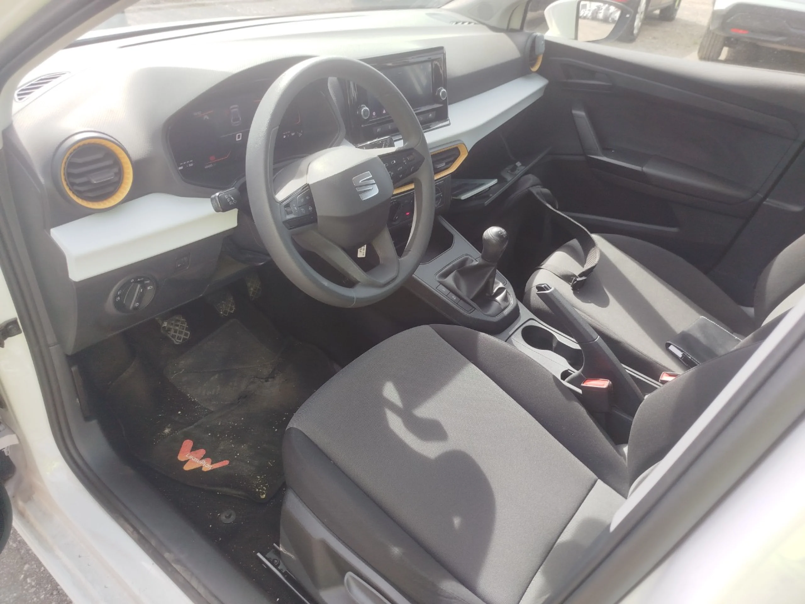 Seat Ibiza 1.0 MPI 59kW (80CV) Reference XL - Foto 7
