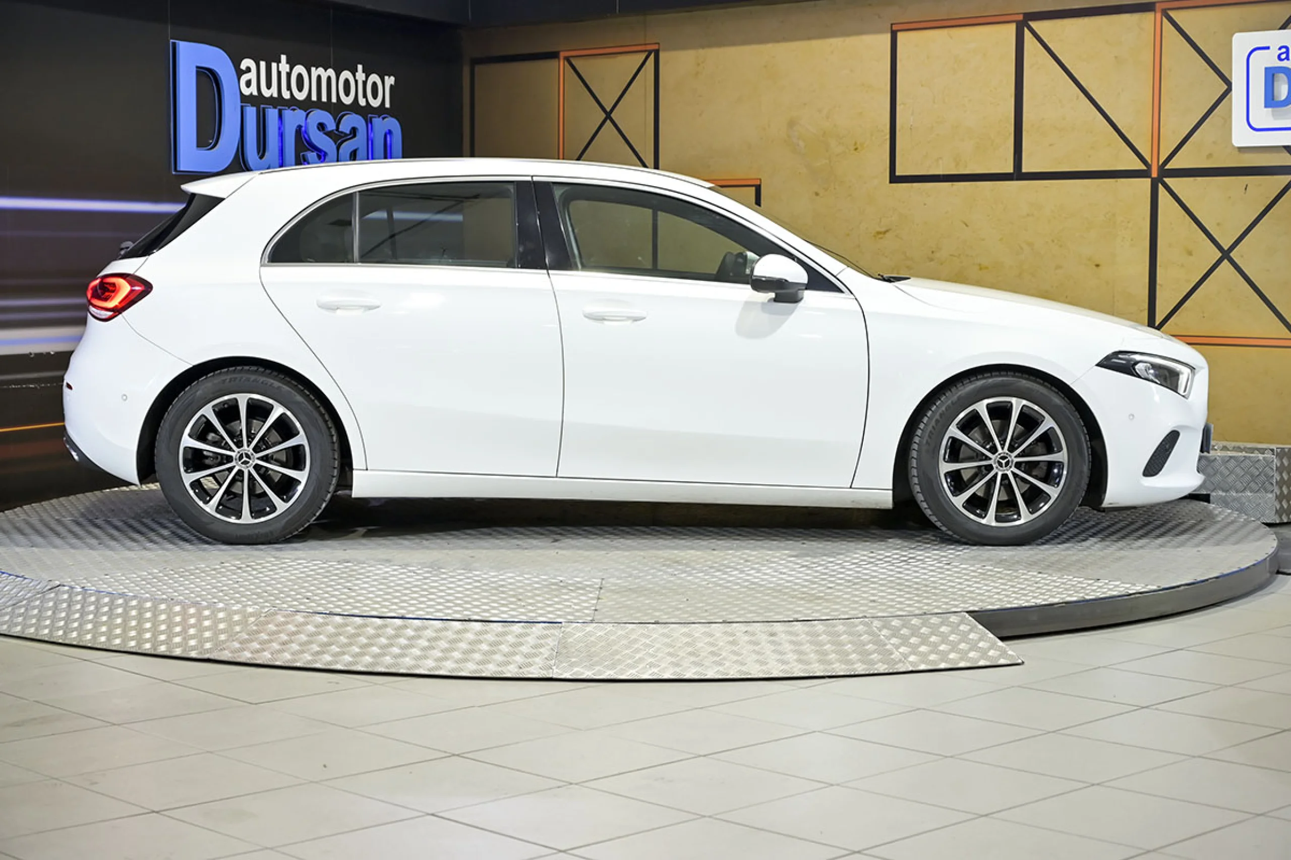 Mercedes-Benz A 180 MERCEDES-BENZ Clase A A 180 d - Foto 20