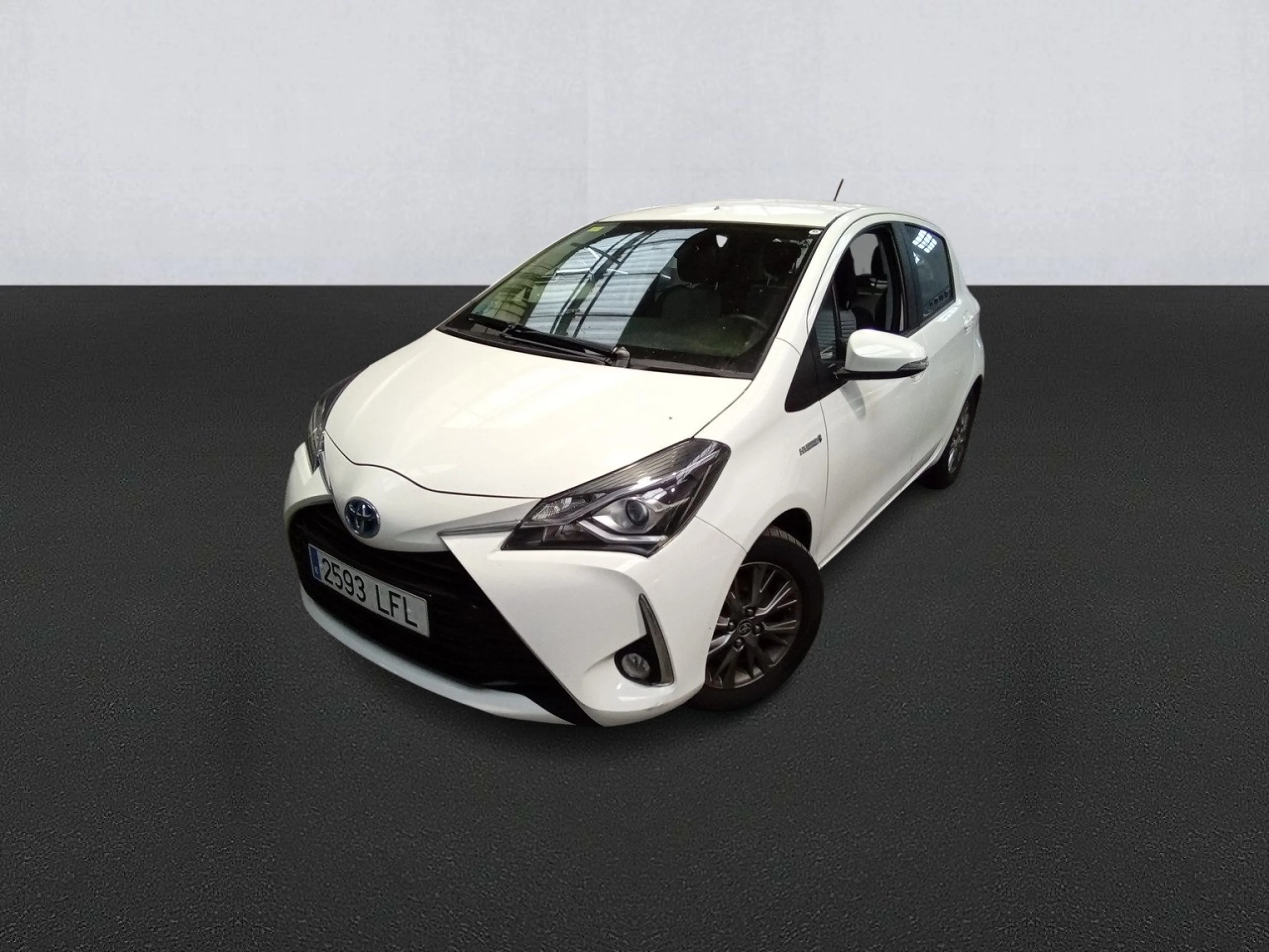 Toyota Yaris 1.5 100H Active - Foto 1