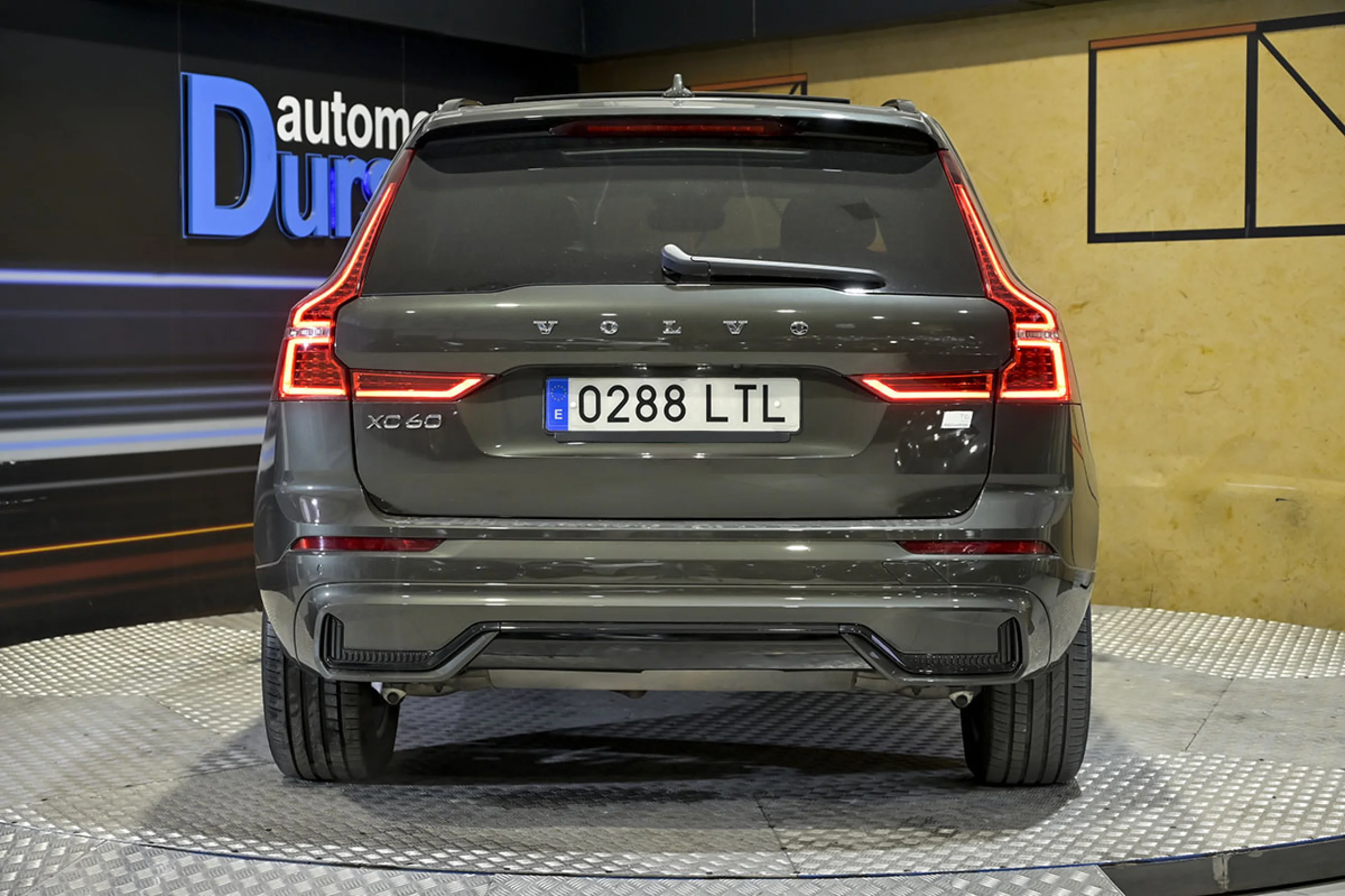 Volvo XC 60 XC60 2.0 T6 AWD Recharge RDesign Auto - Foto 12