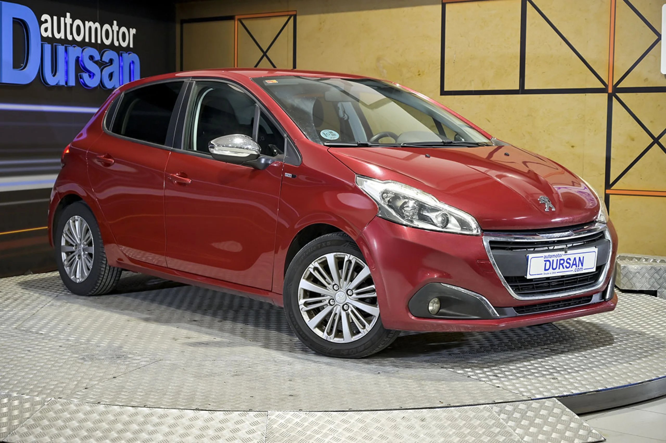 Peugeot 208 5P STYLE 1.6 BlueHDi 100 - Foto 3