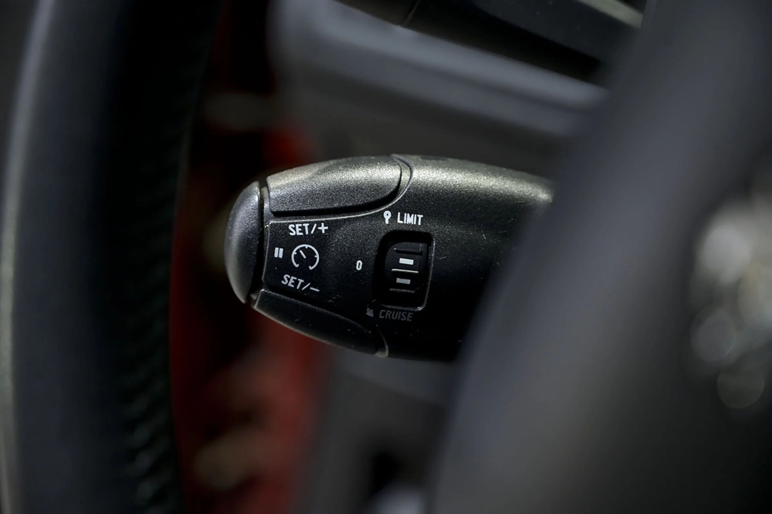 Peugeot 208 5P STYLE 1.6 BlueHDi 100 - Foto 23