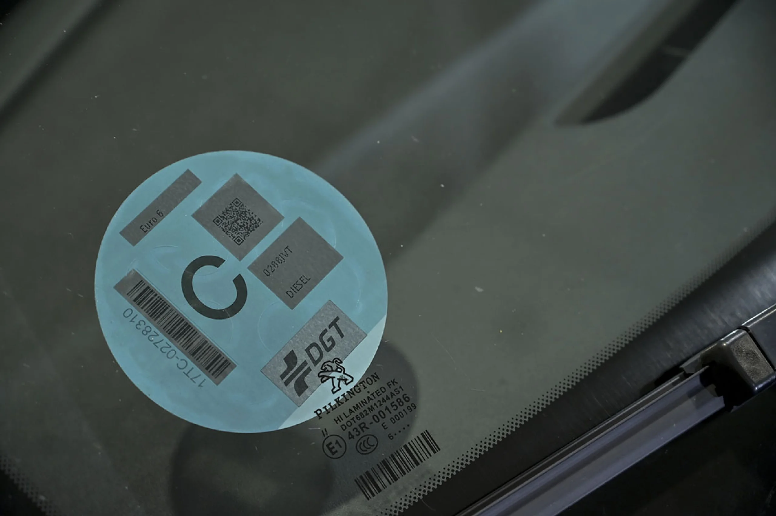 Peugeot 208 5P STYLE 1.6 BlueHDi 100 - Foto 30