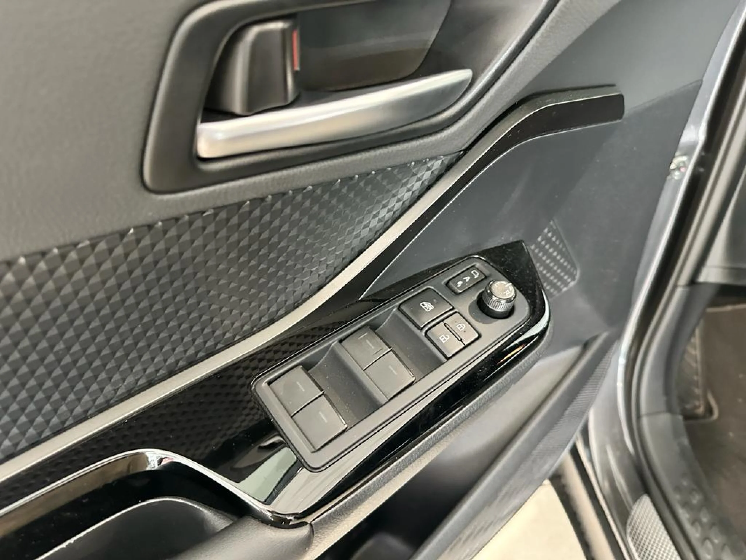 Toyota C-HR 180h Advance Luxury - Foto 10