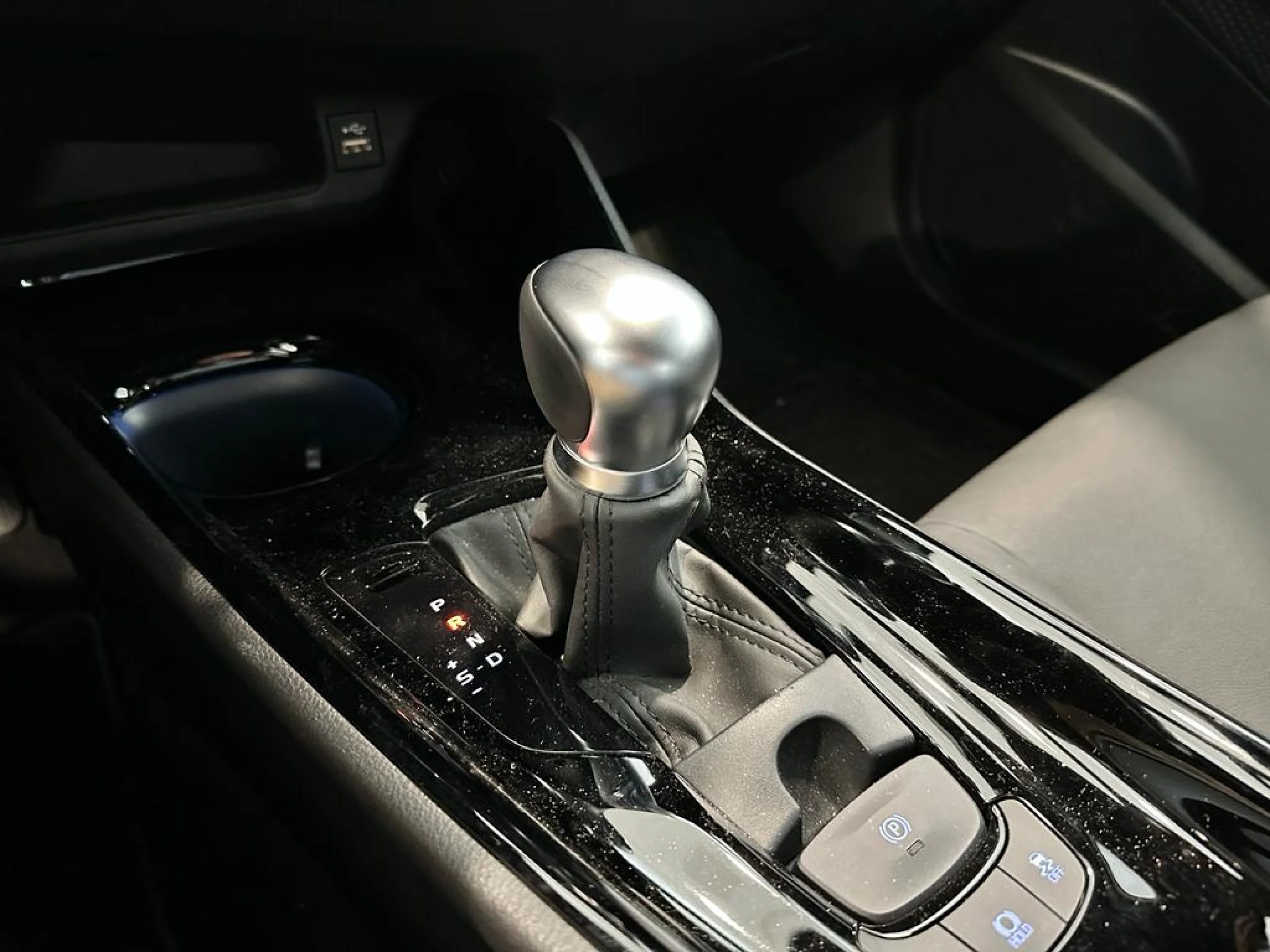 Toyota C-HR 180h Advance Luxury - Foto 14