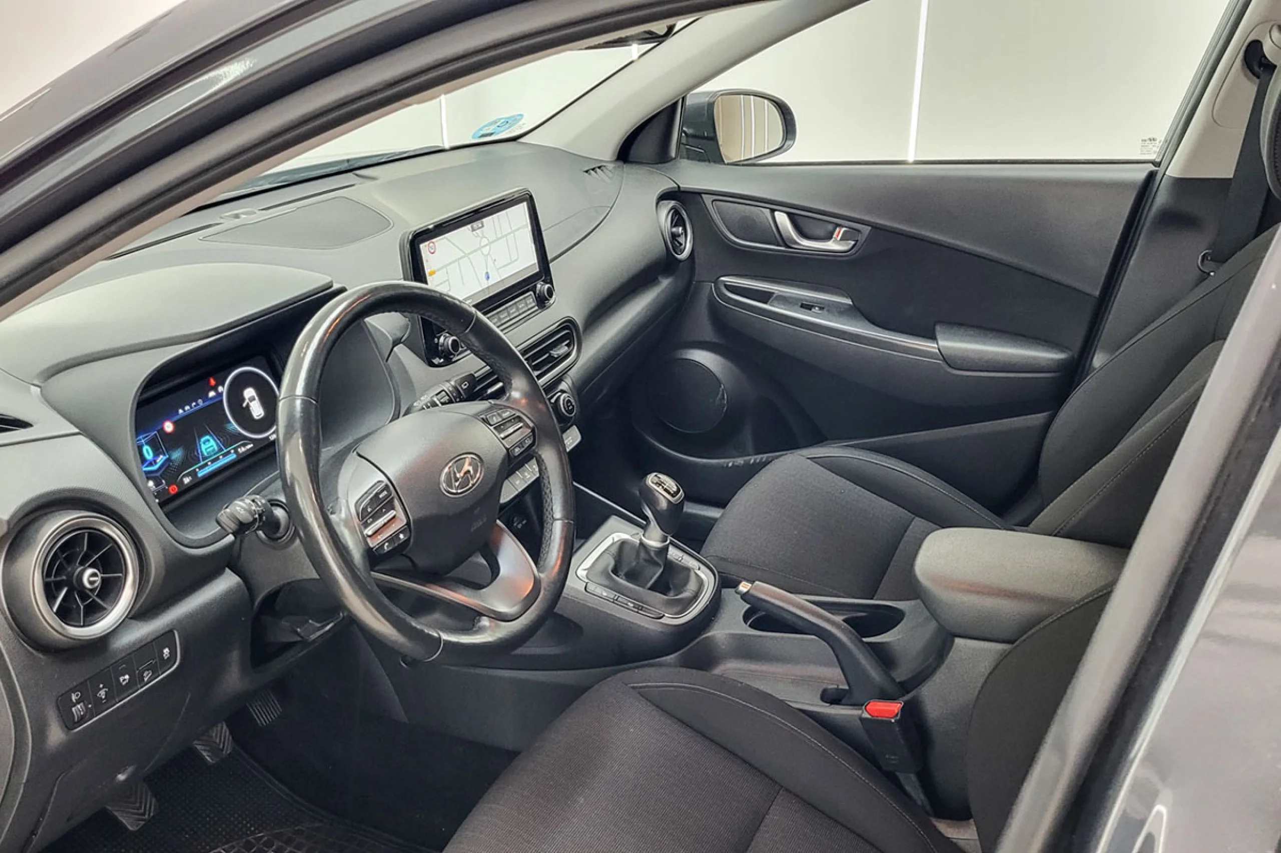 Hyundai Kona 1.0 TGDI Tecno 30 Years 4X2 - Foto 6