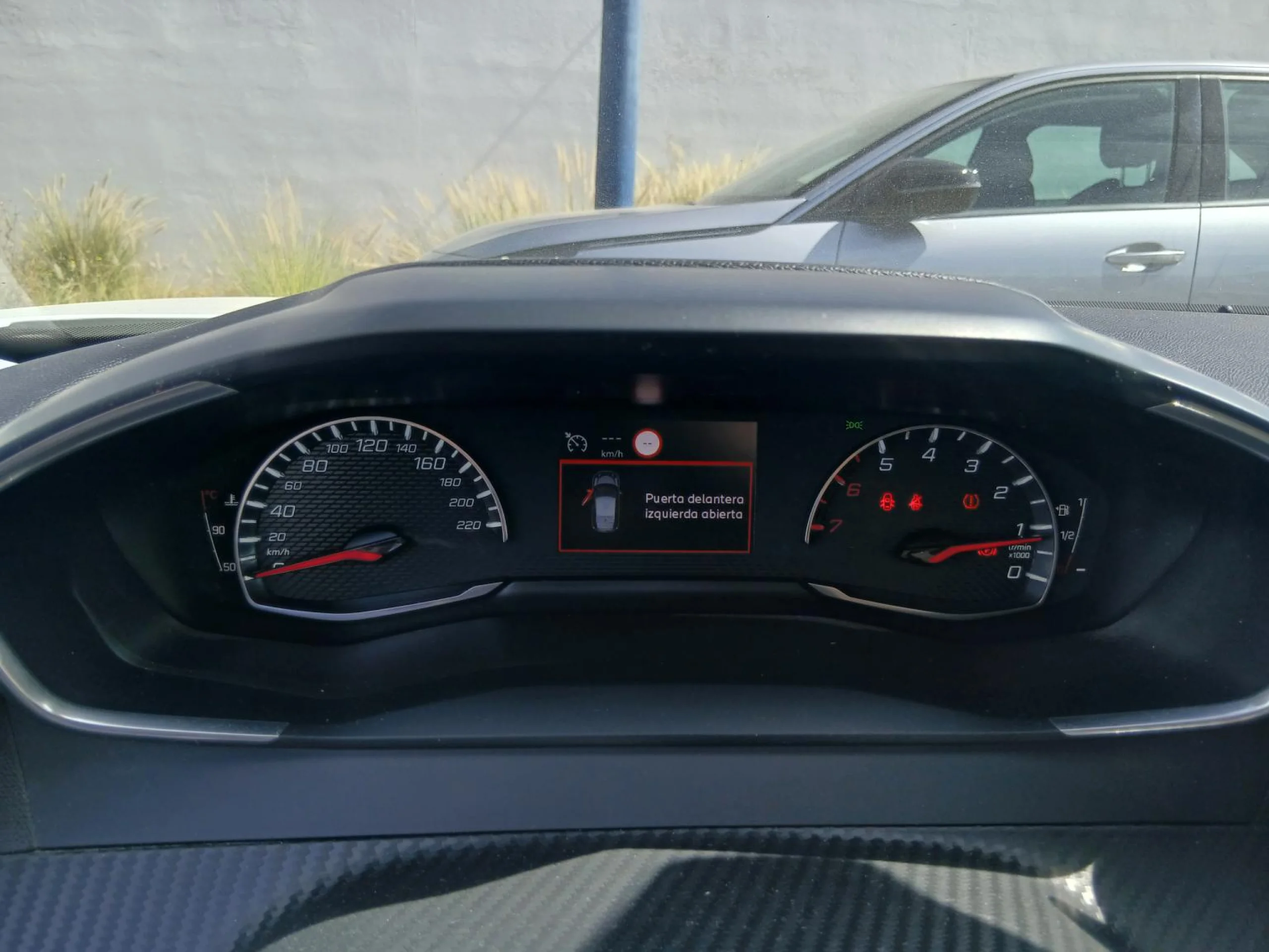 Peugeot 2008 Active Pack BlueHDI 81kW (110CV) - Foto 7