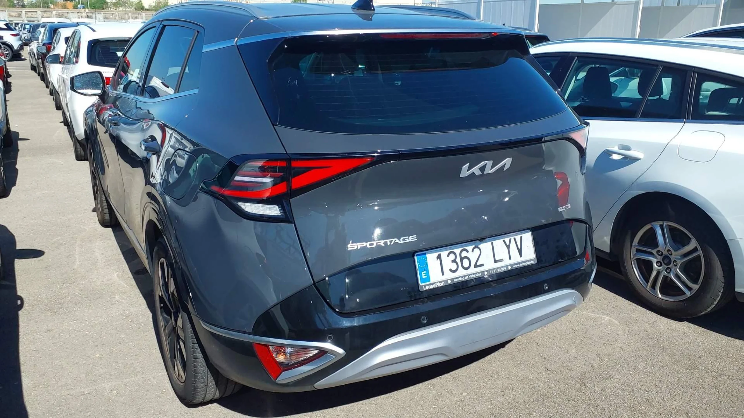 Kia Sportage 1.6 T-GDi PHEV 198kW (265CV) Tech 4x4 - Foto 2
