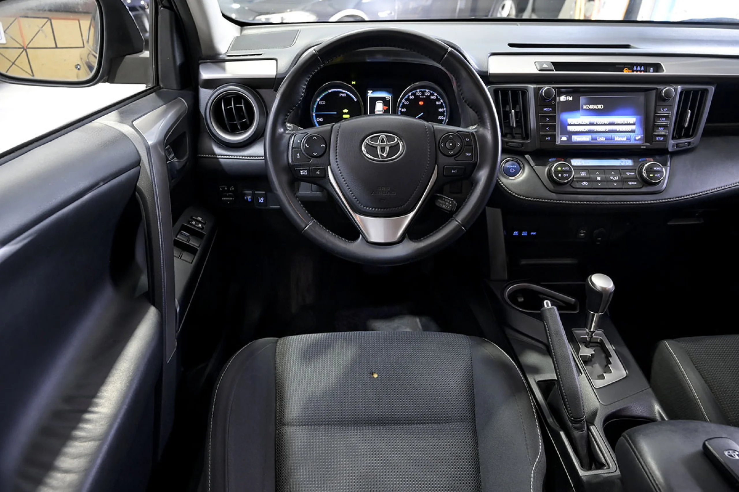 Toyota RAV 4 Rav4 2.5l hybrid 2WD Advance - Foto 32