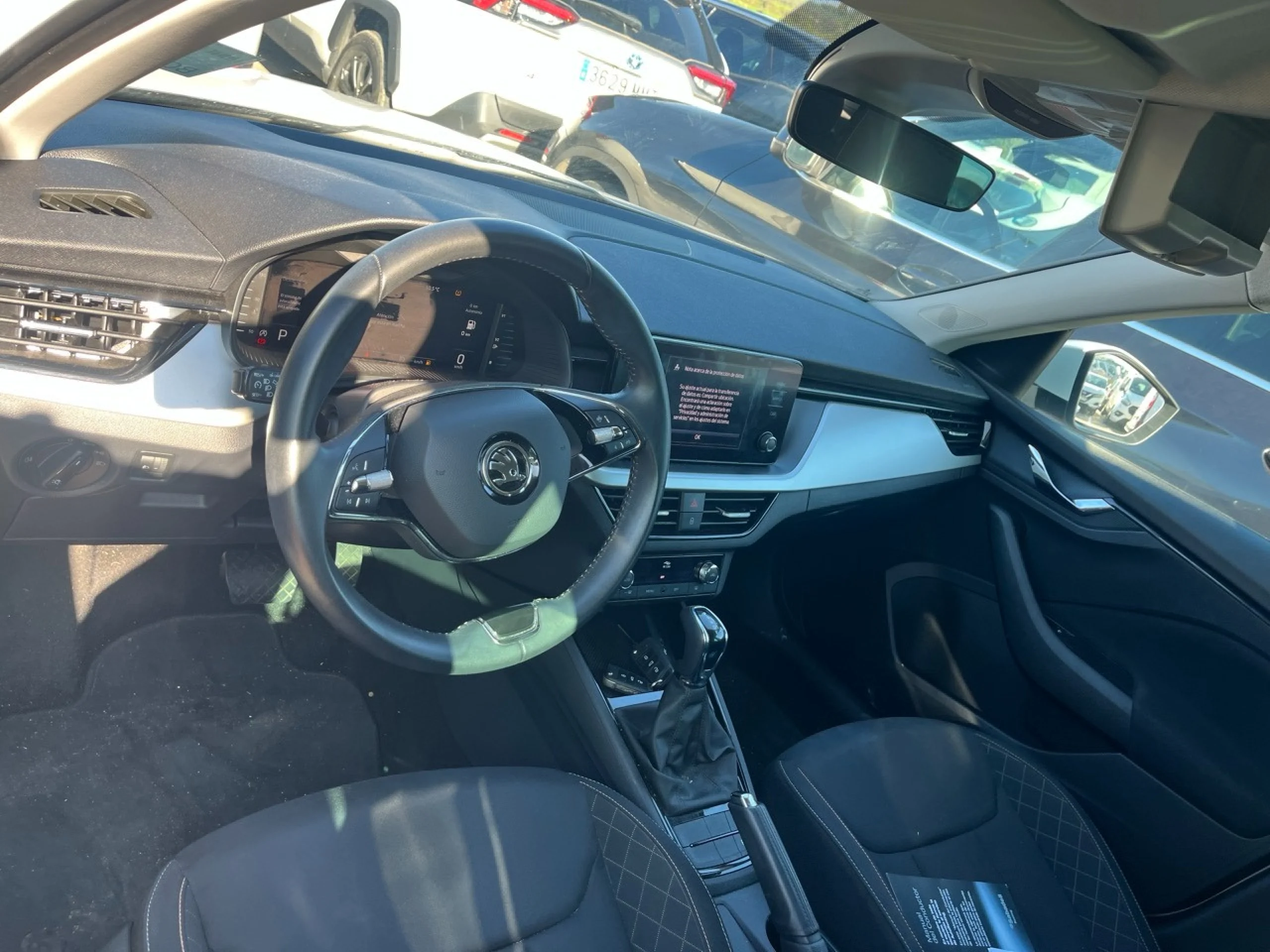 Skoda Kamiq 1.0 TSI 81kW (110CV) DSG Emotion - Foto 8