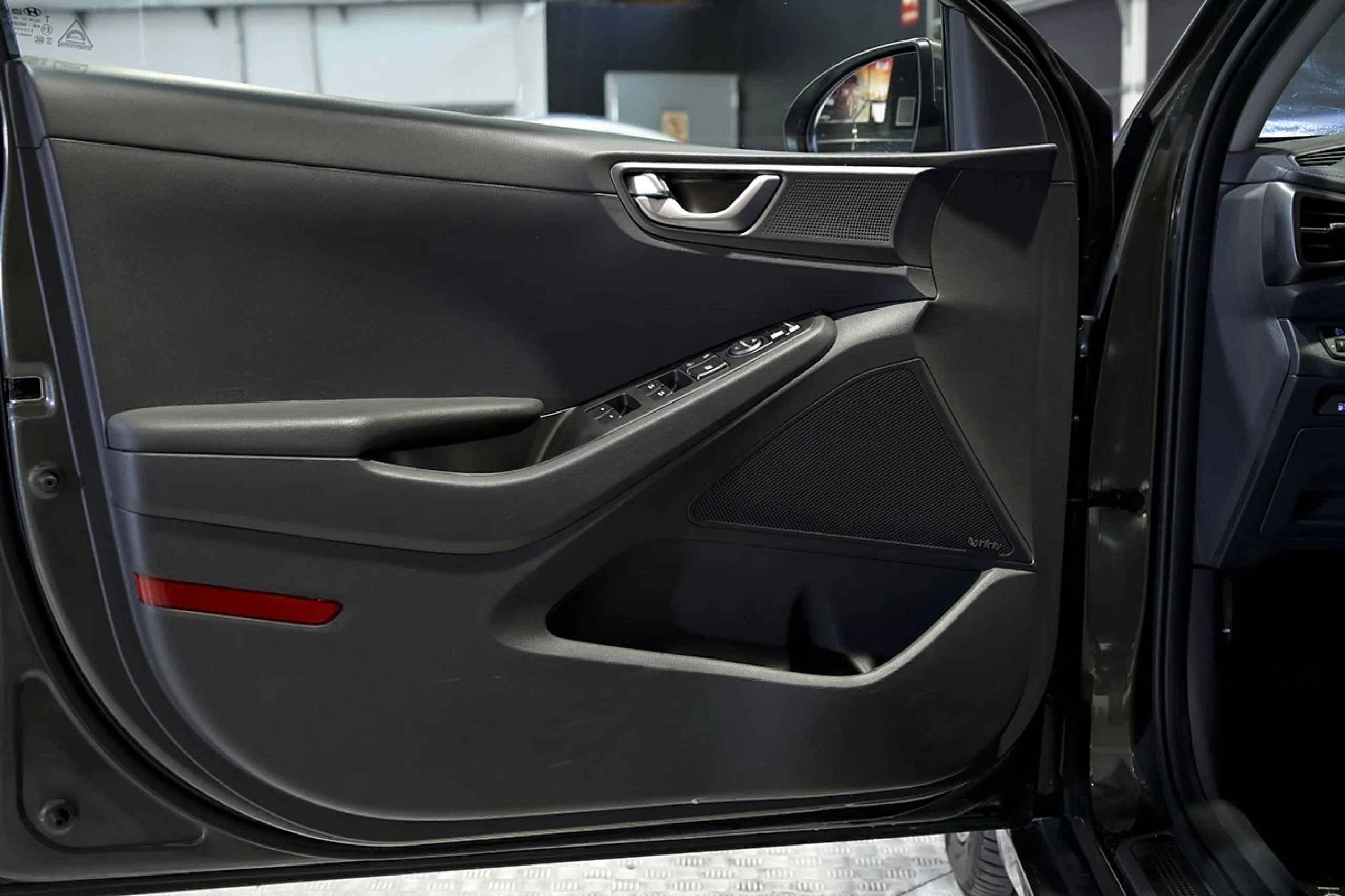 Hyundai Ioniq 1.6 GDI HEV Tecno DCT - Foto 30