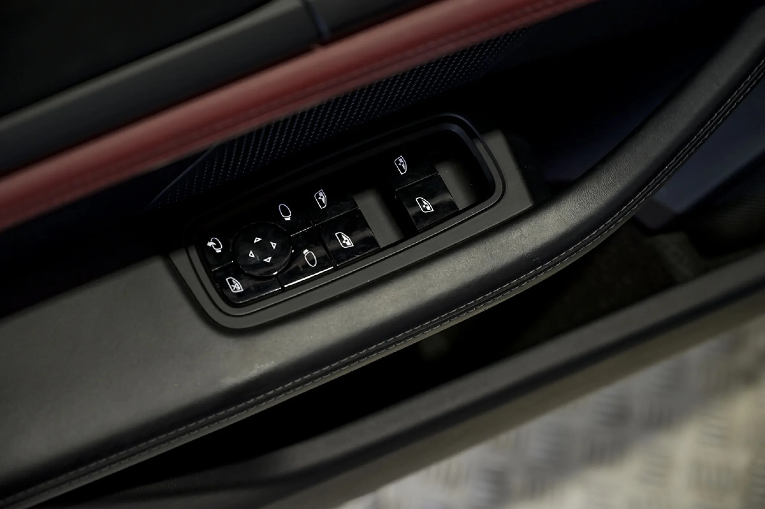 Porsche Taycan Porsche Taycan - Foto 21