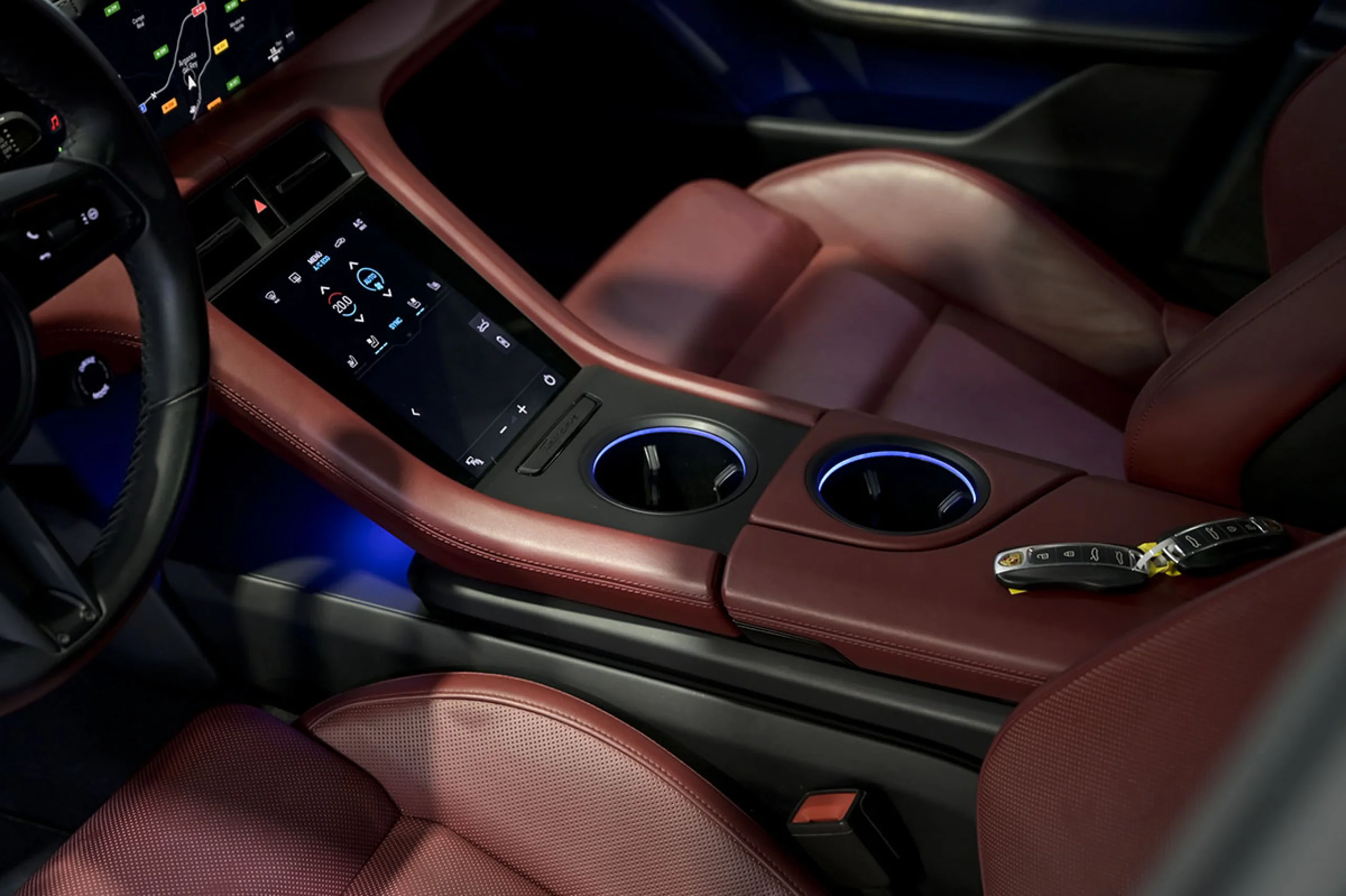 Porsche Taycan Porsche Taycan - Foto 31