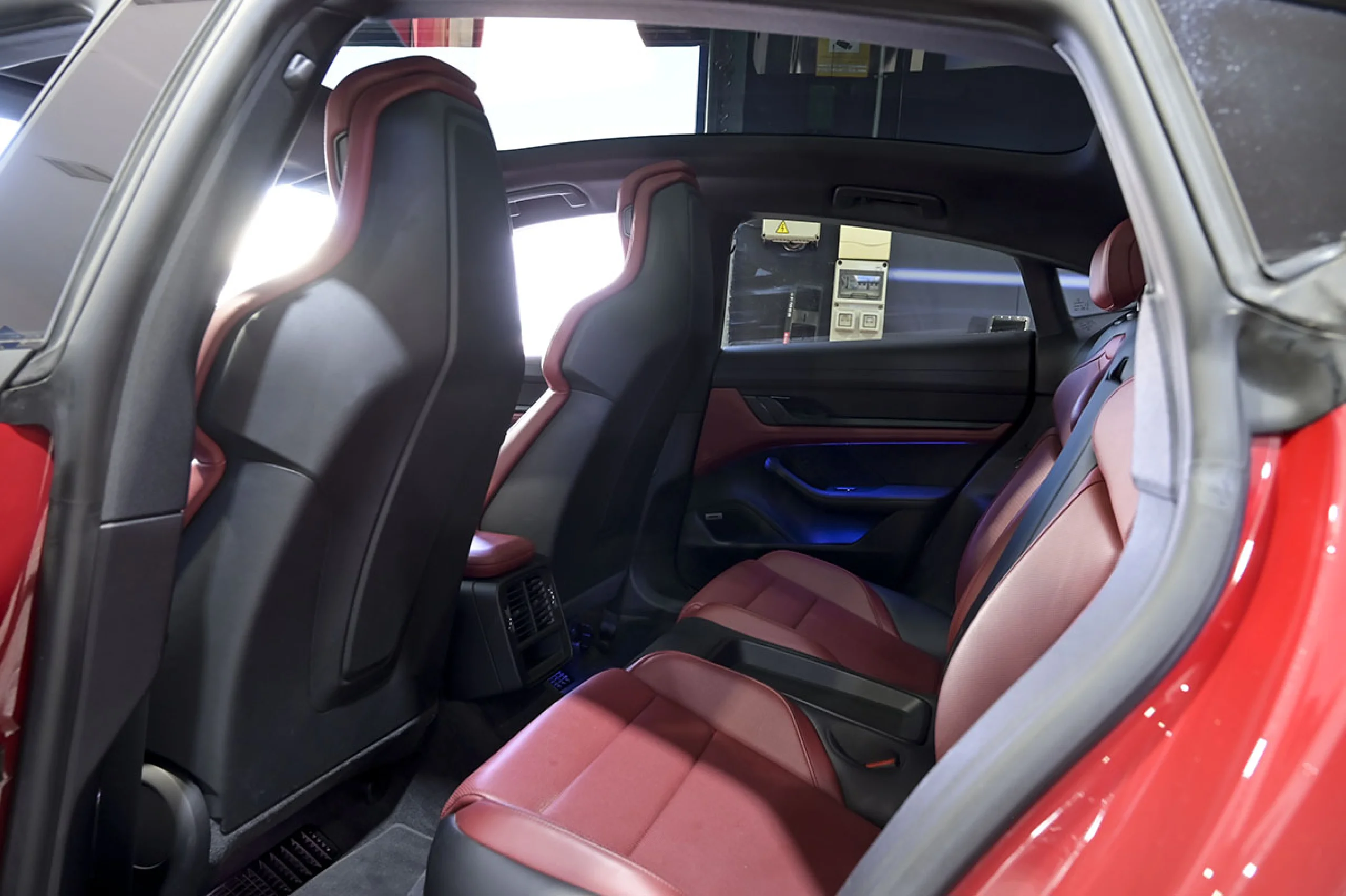 Porsche Taycan Porsche Taycan - Foto 14