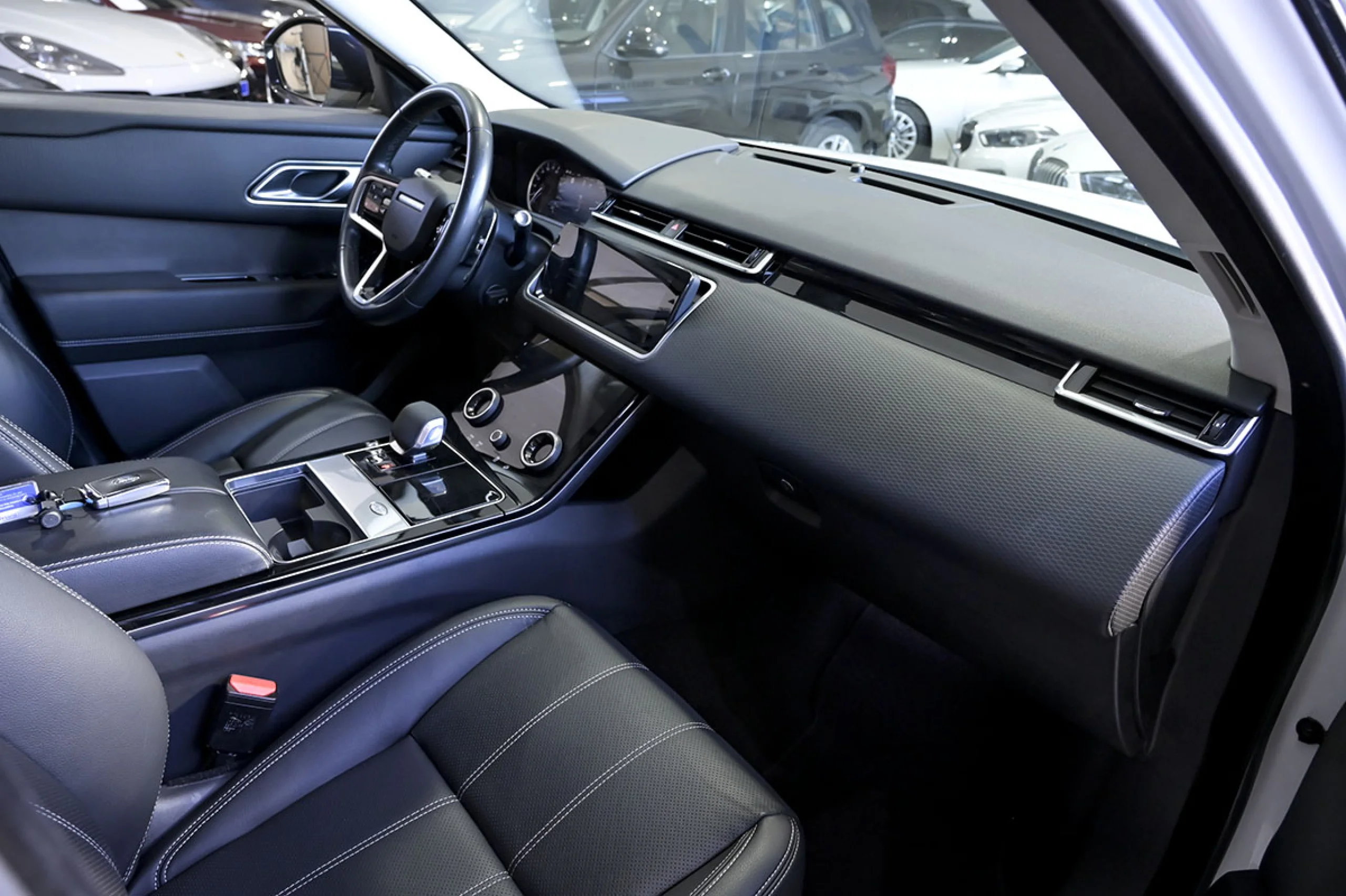 Land Rover Range Rover Velar 2.0D I4 150kW 204CV S 4WD Auto - Foto 29