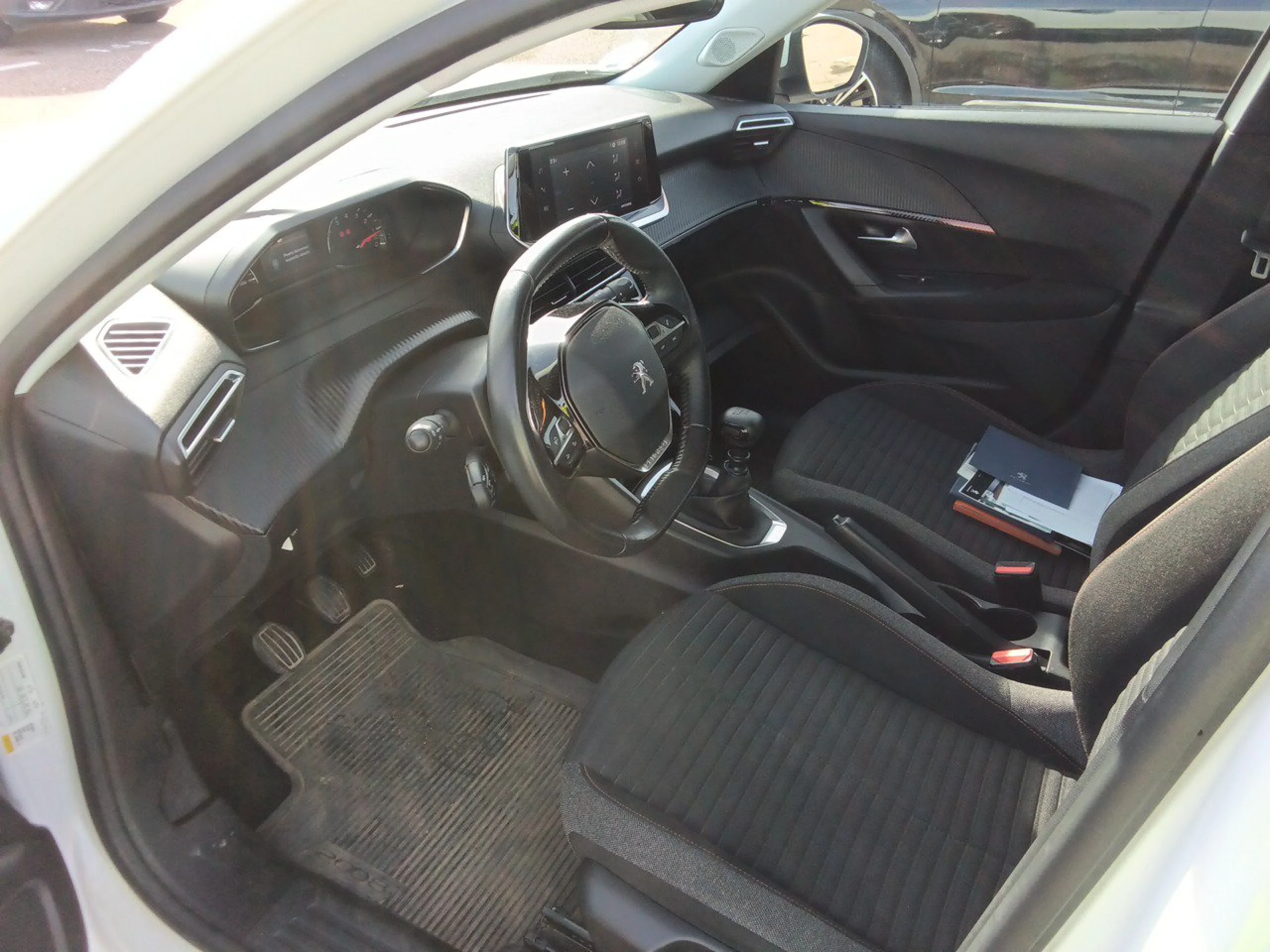 Peugeot 2008 Active Pack BlueHDI 81kW (110CV) - Foto 7