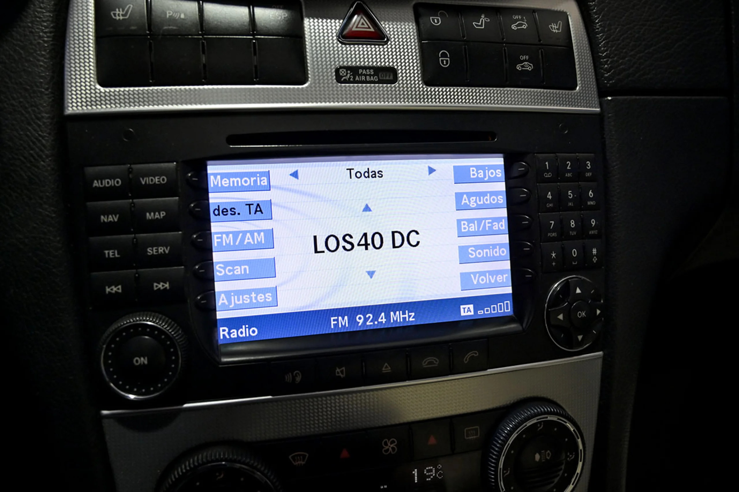 Mercedes-Benz CLK 350 MERCEDES-BENZ Clase CLK CLK 350 Avantgarde Auto - Foto 30