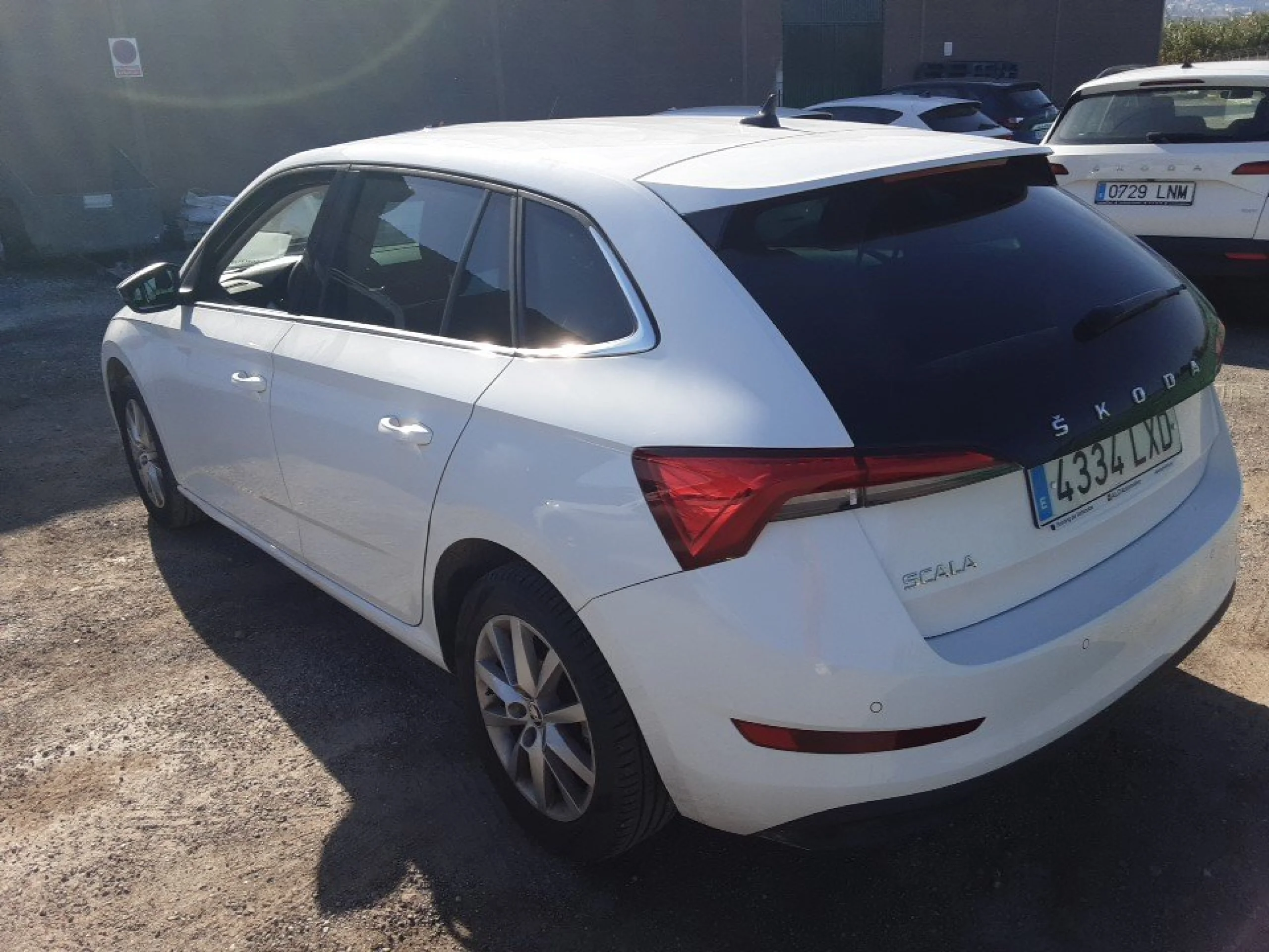 Skoda Scala 1.0 TSI 70 KW (95 CV) Emotion - Foto 6