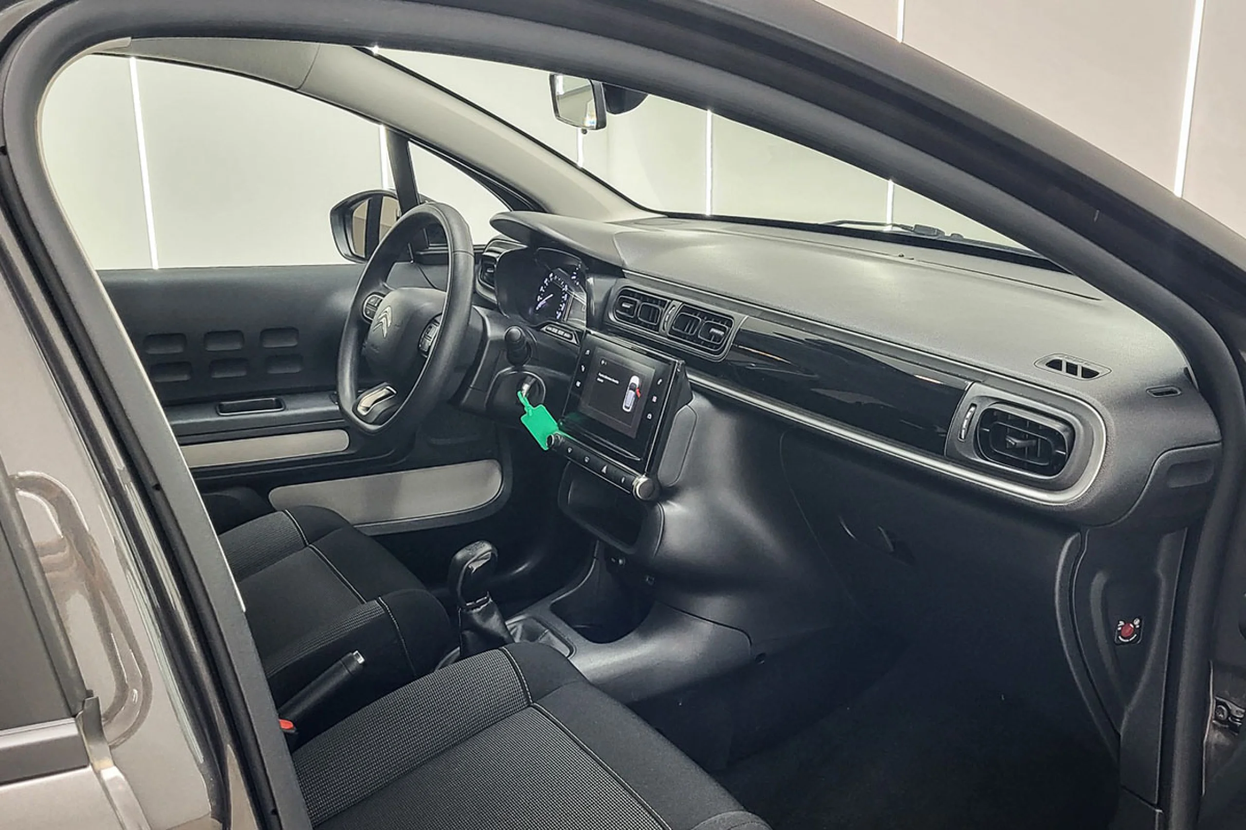 Citroen C3 Origin PureTech 60KW 83CV Plus - Foto 17