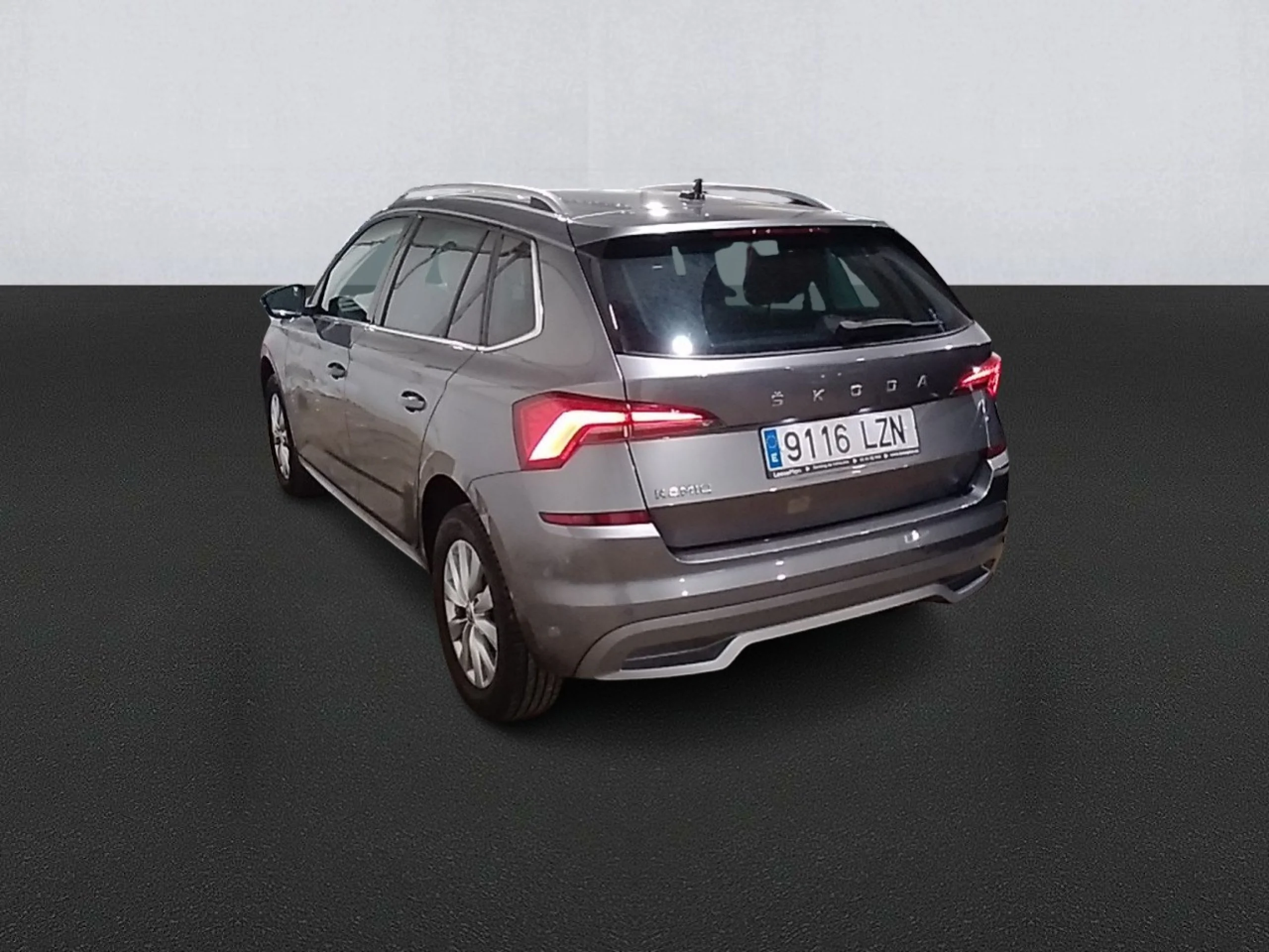 Skoda Kamiq 1.0 TSI 81kW (110CV) Emotion - Foto 6