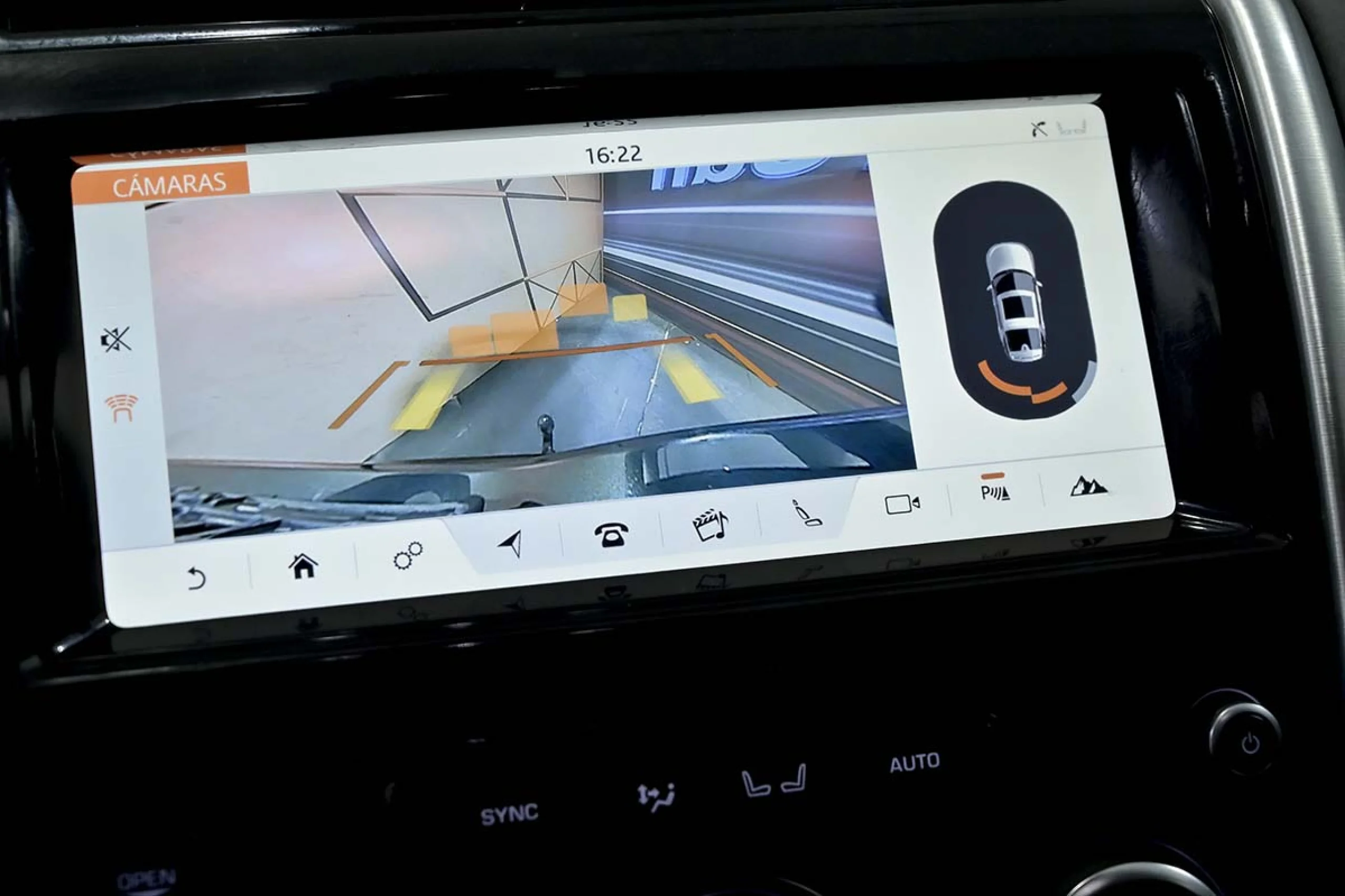 Land Rover Discovery 2.0 I4 TD4 132kW 180CV HSE Auto - Foto 44