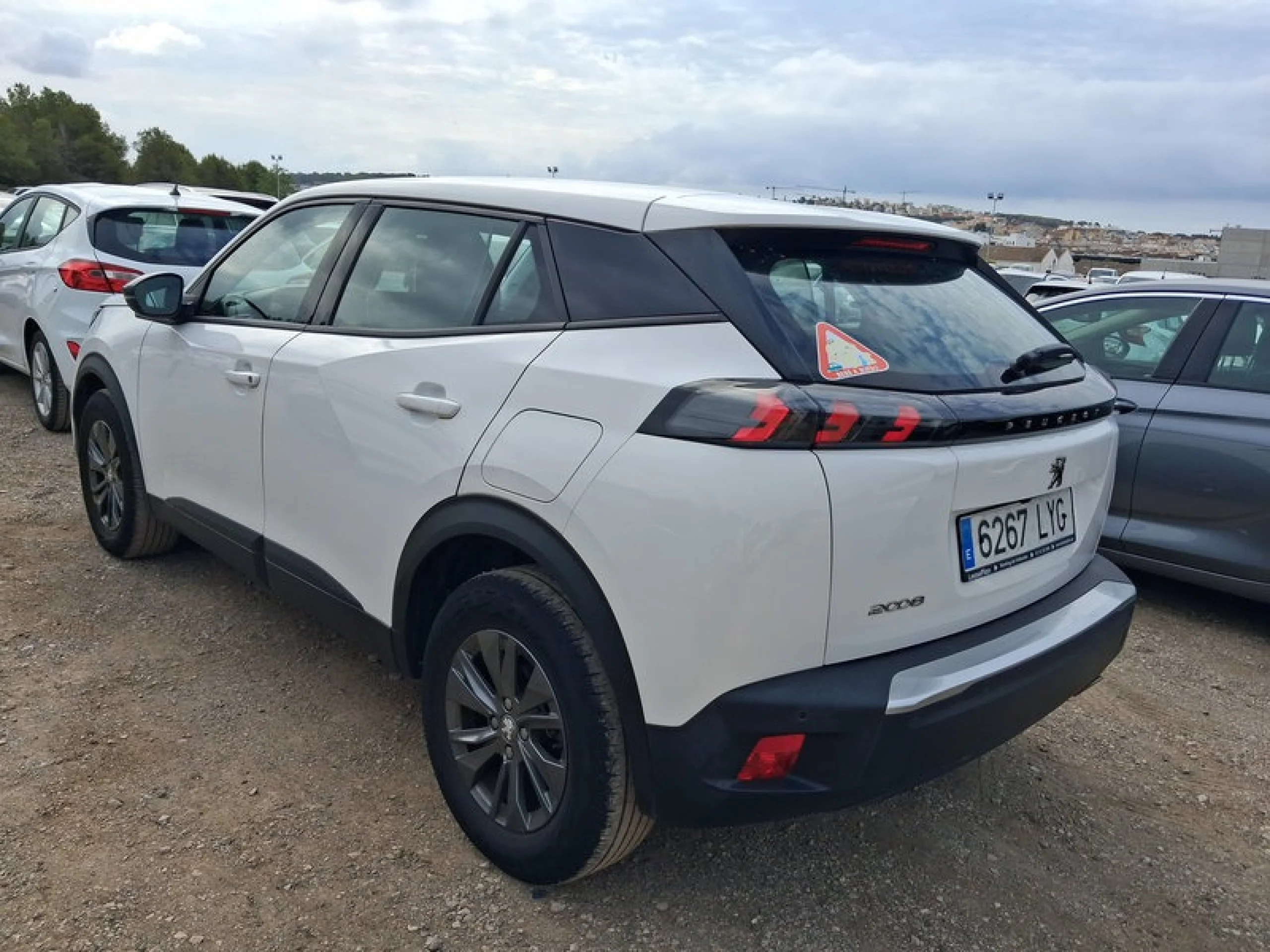 Peugeot 2008 Active Pack BlueHDI 81kW (110CV) - Foto 6