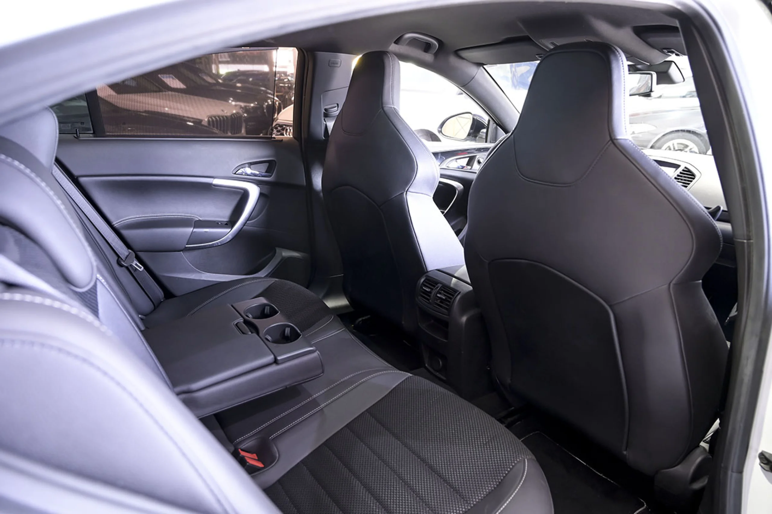 Opel Insignia 2.8 V6 Turbo OPC - Foto 14