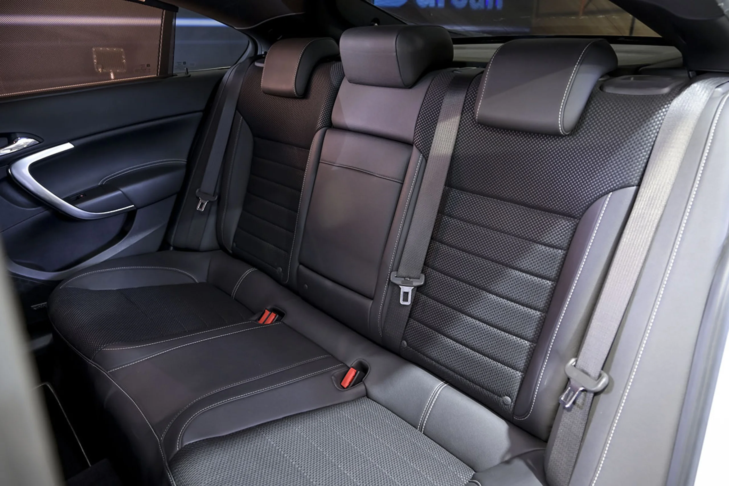 Opel Insignia 2.8 V6 Turbo OPC - Foto 16