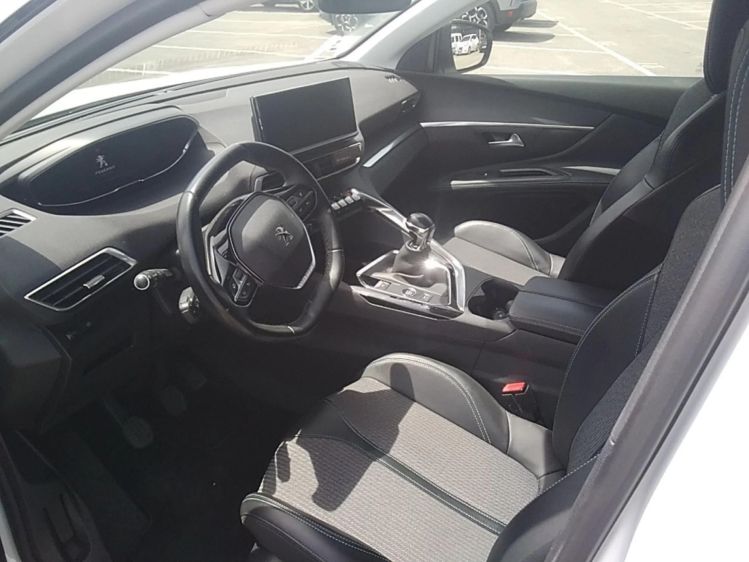Peugeot 5008 1.5 BlueHDi 96kW (130CV) S&amp;S Allure - Foto 7