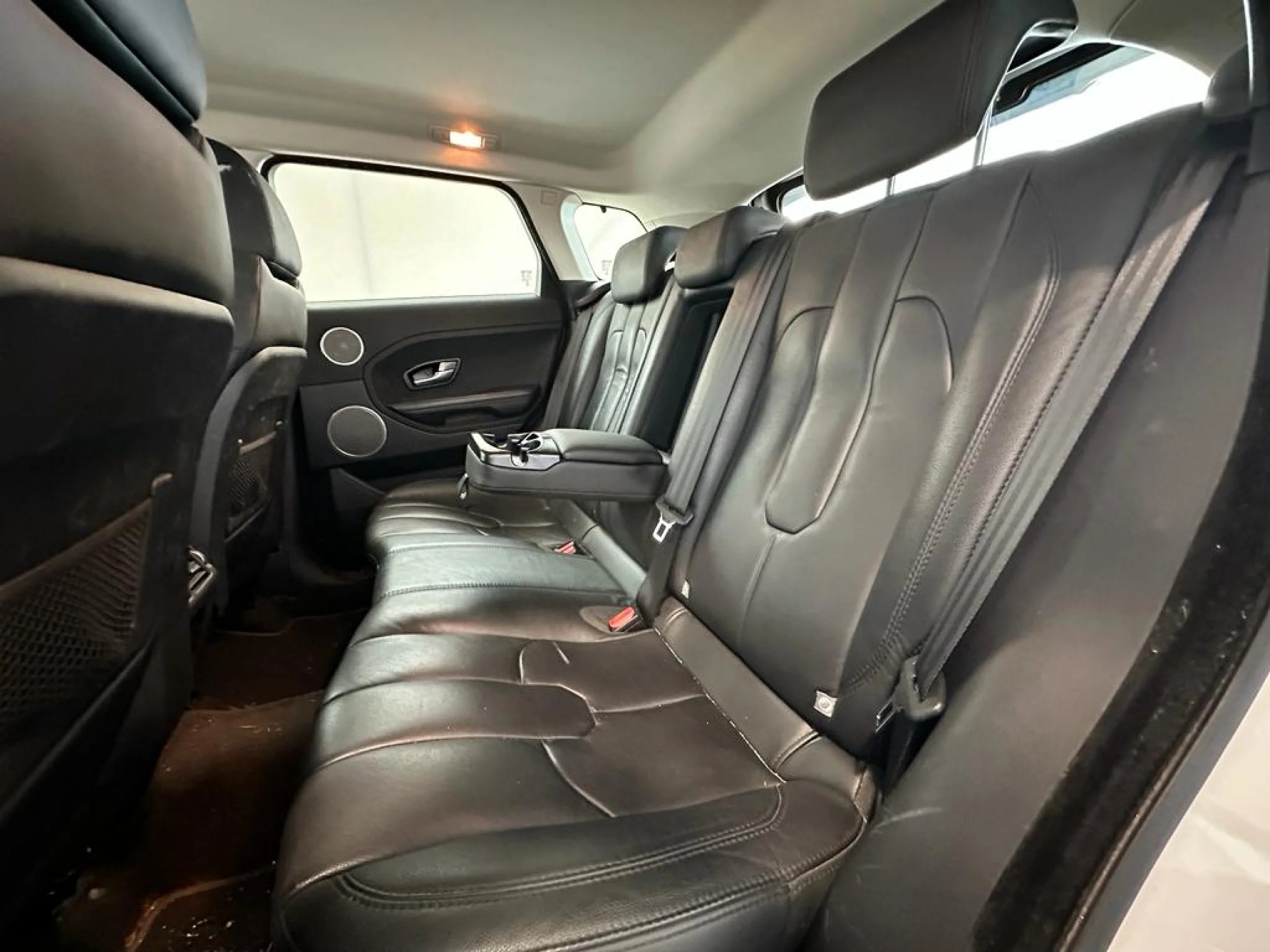 Land Rover Range Rover Evoque 2.2 TD4 SE Dynamic 4WD - Foto 7