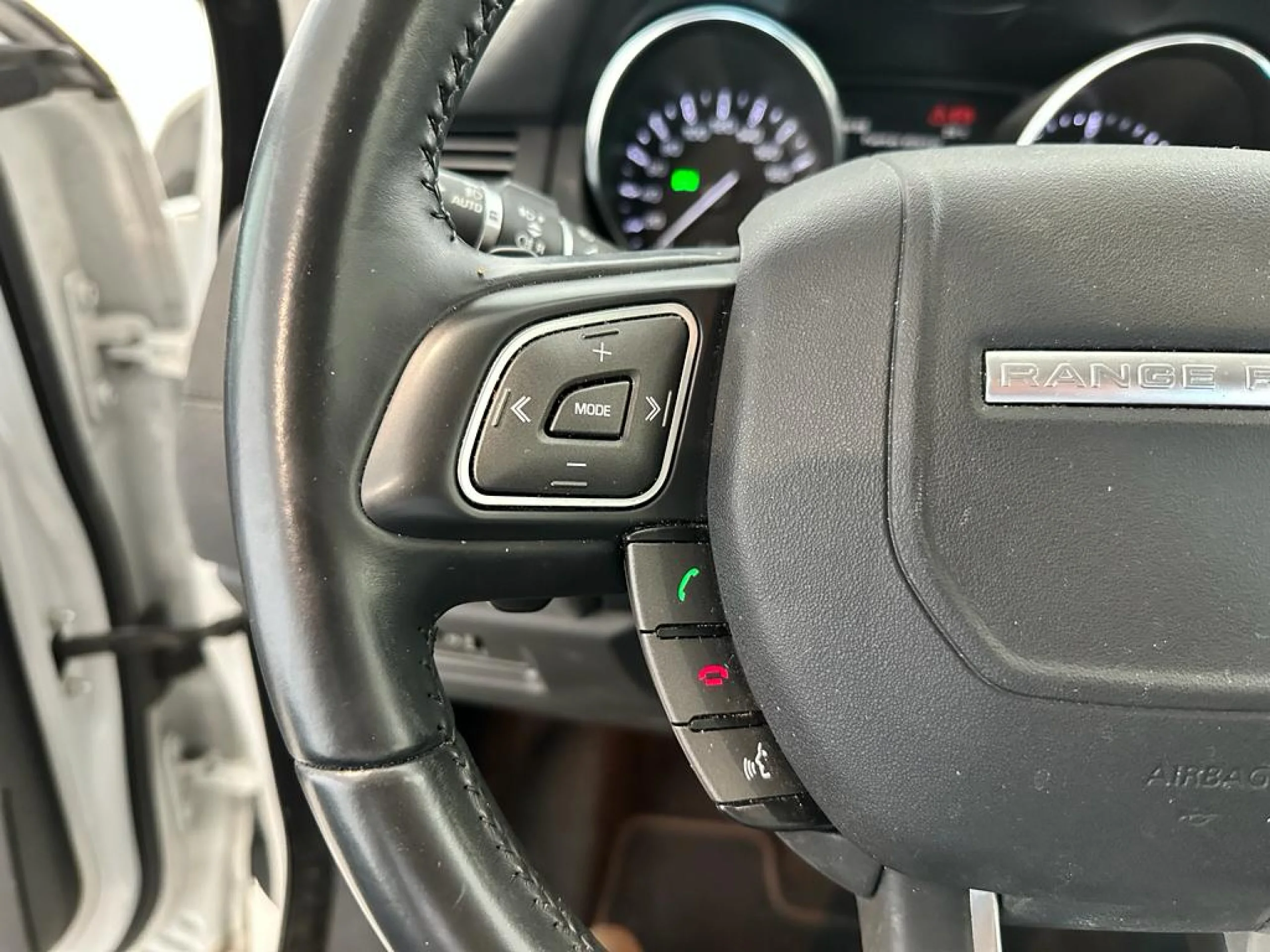 Land Rover Range Rover Evoque 2.2 TD4 SE Dynamic 4WD - Foto 15