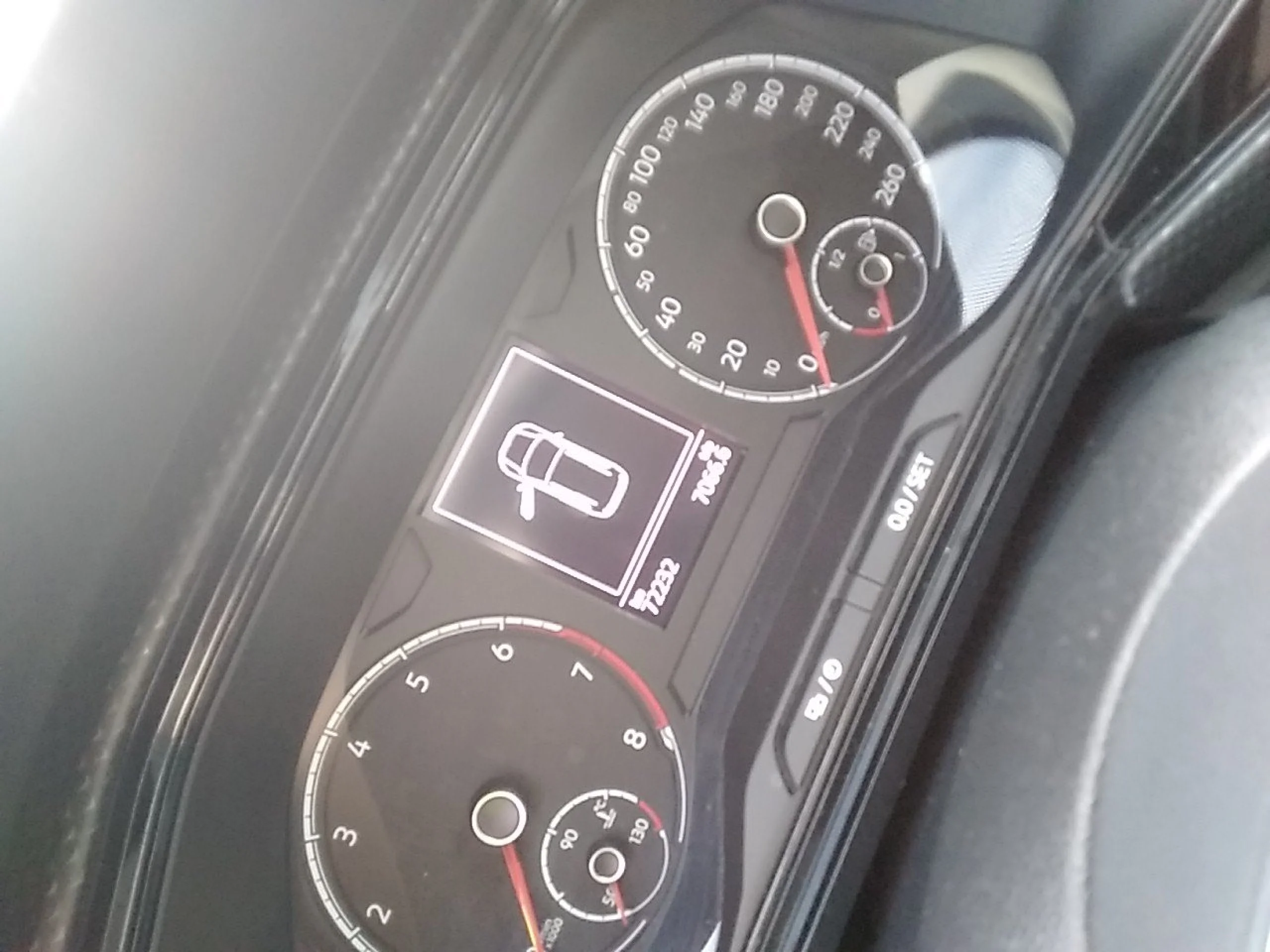 Volkswagen T-CROSS Advance 1.0 TSI 81kW (110CV) - Foto 8