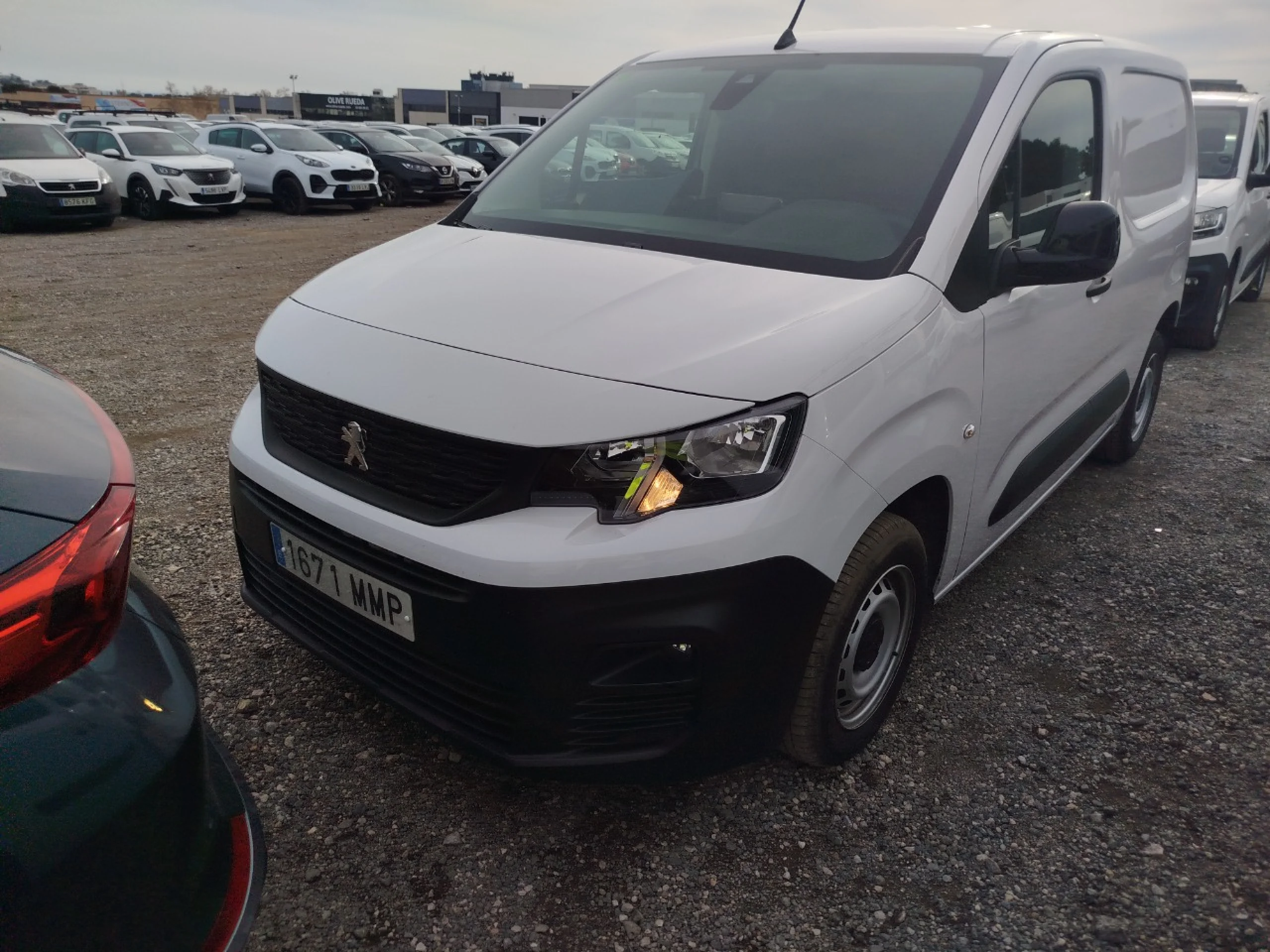 Peugeot Partner Standard 600kg BlueHDi 73kW - Foto 1