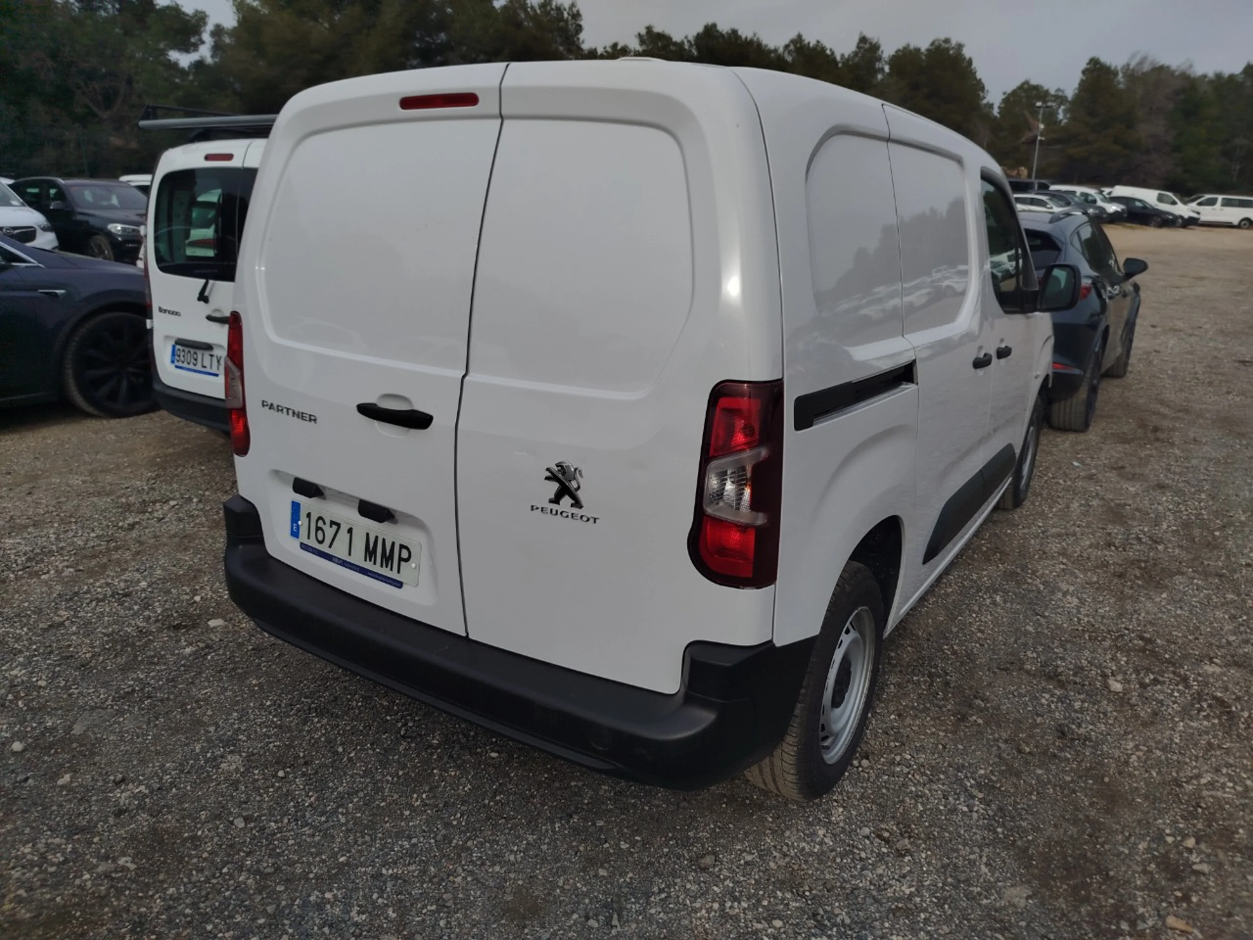 Peugeot Partner Standard 600kg BlueHDi 73kW - Foto 4