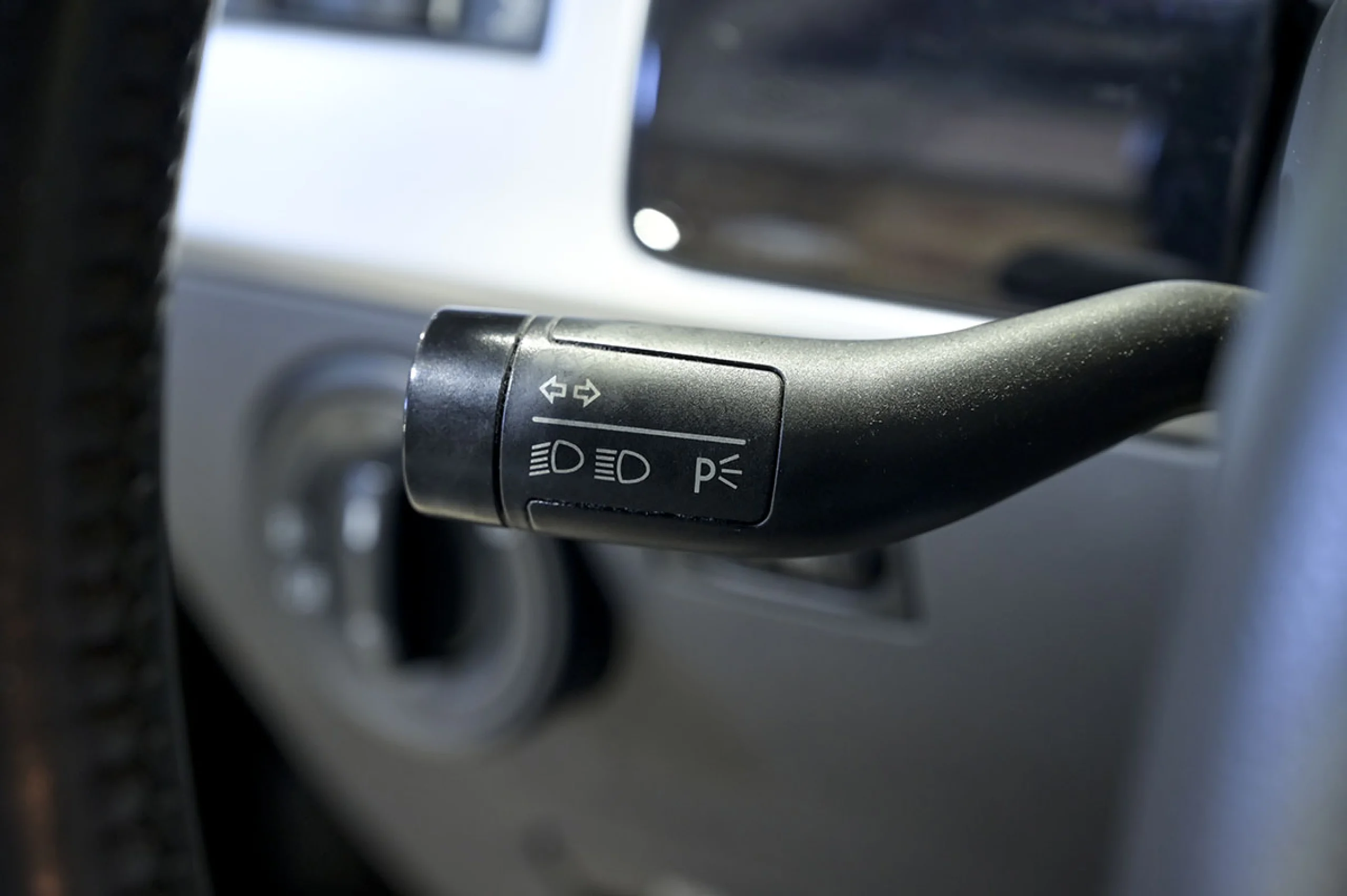 Volkswagen Touareg 5.0 V10 TDI Tiptronic - Foto 25