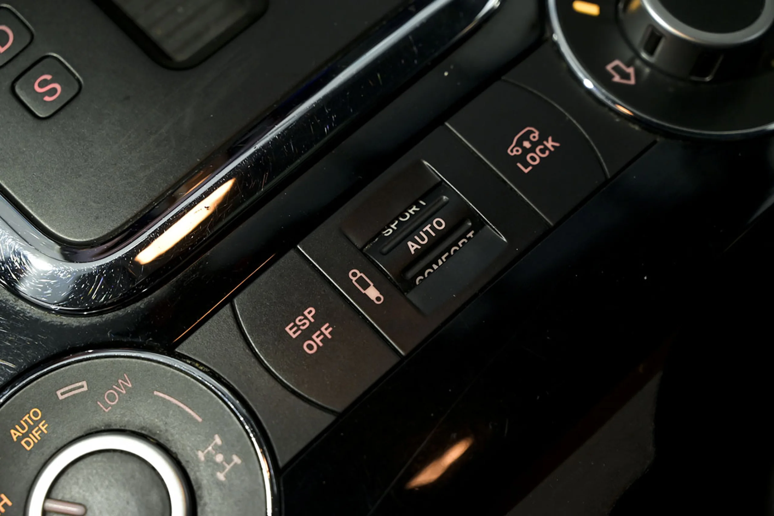 Volkswagen Touareg 5.0 V10 TDI Tiptronic - Foto 39