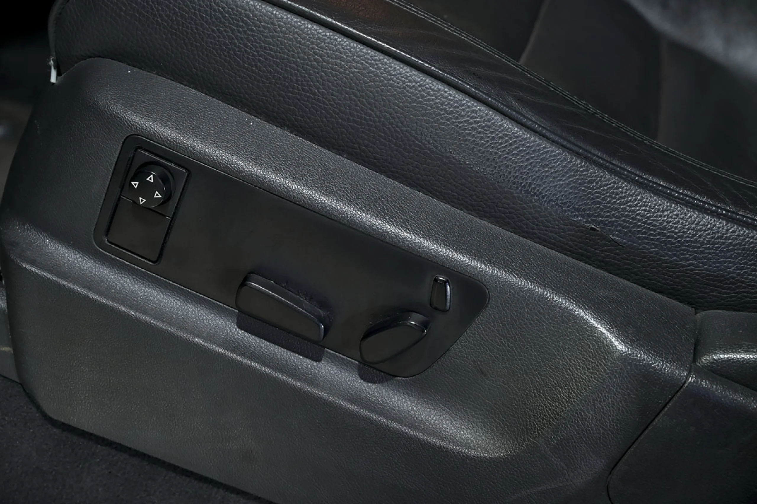 Volkswagen Touareg 5.0 V10 TDI Tiptronic - Foto 23