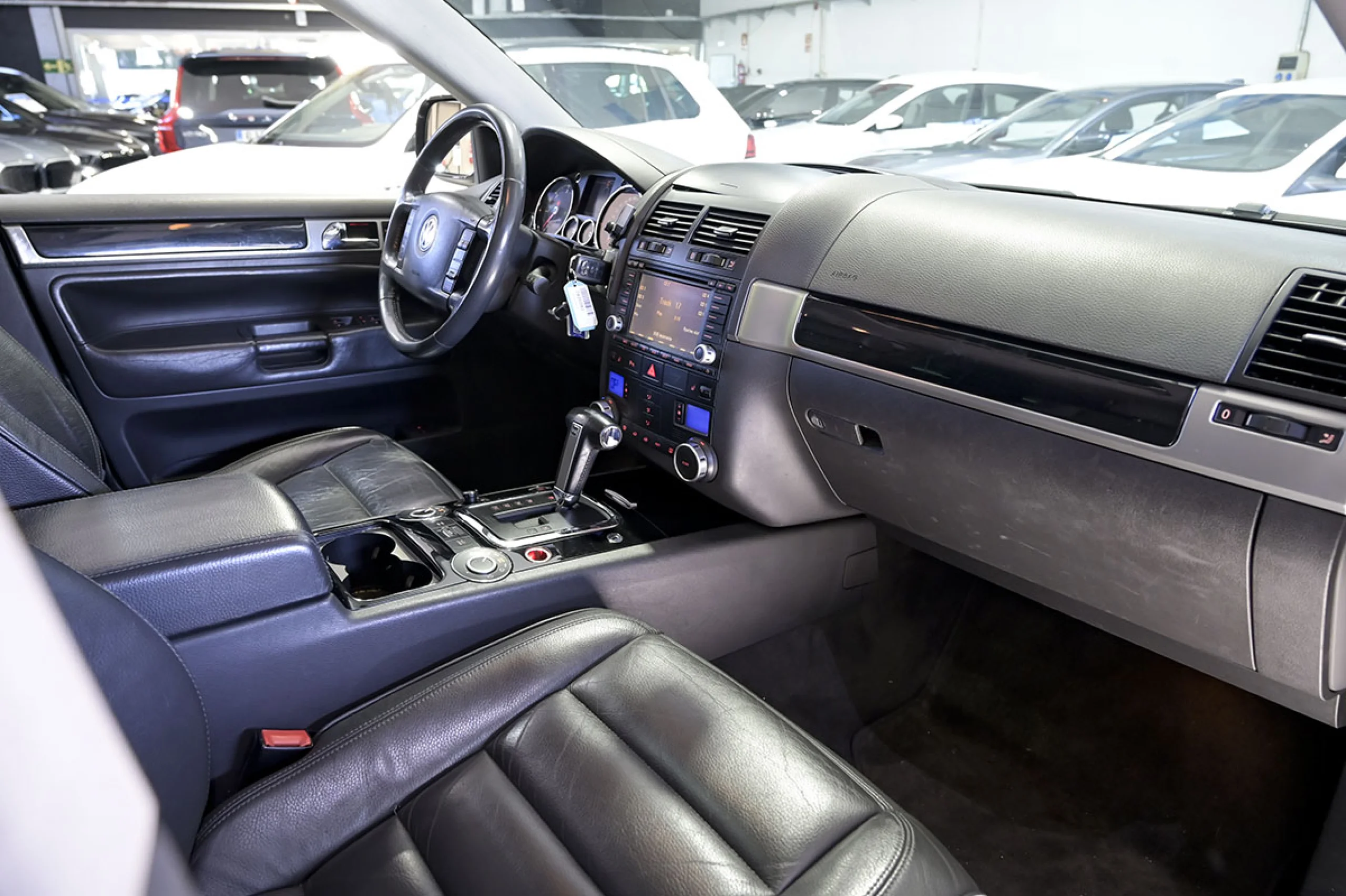 Volkswagen Touareg 5.0 V10 TDI Tiptronic - Foto 36