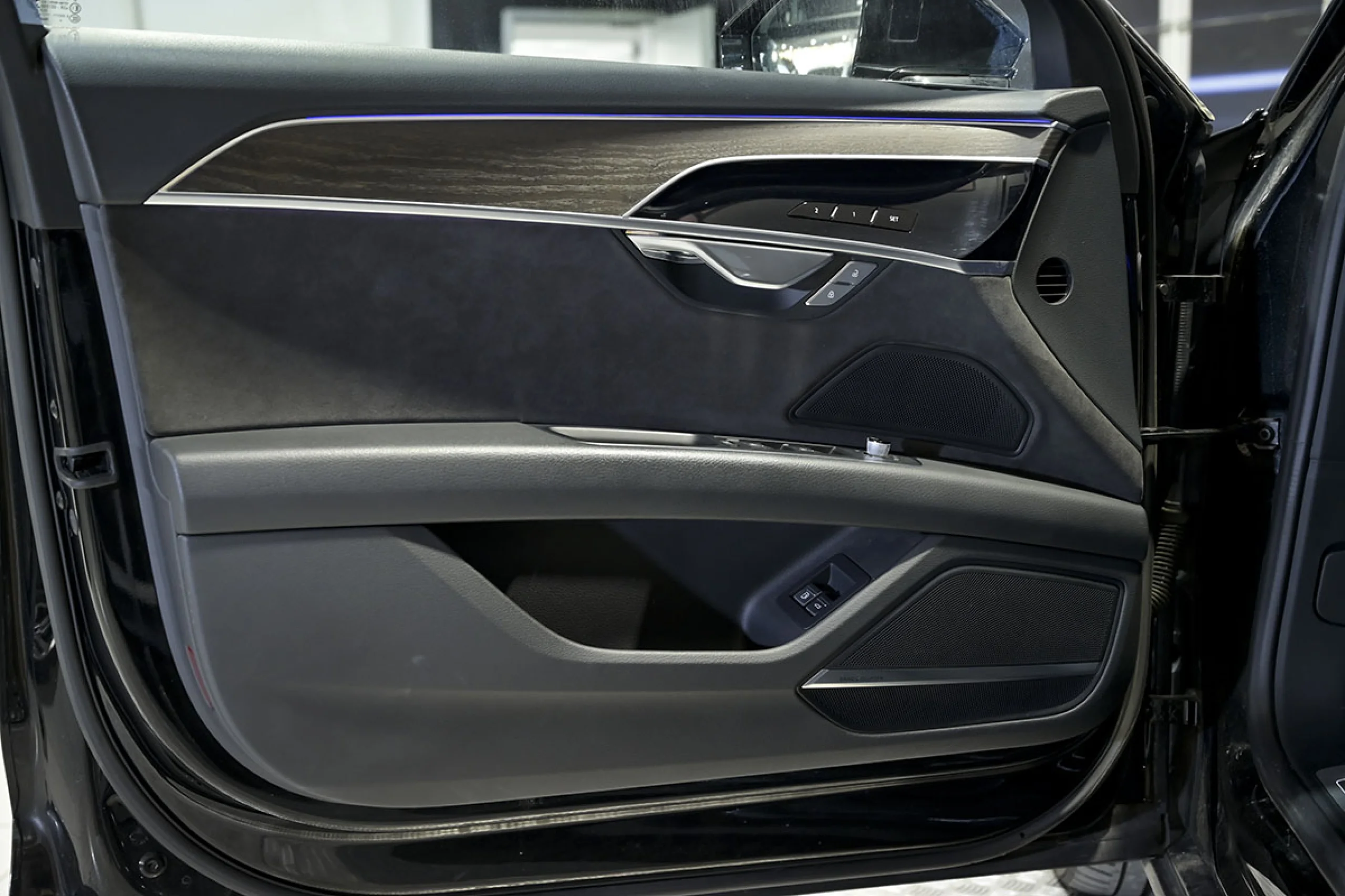 Audi A8 60 TFSIe quattro tiptronic - Foto 23