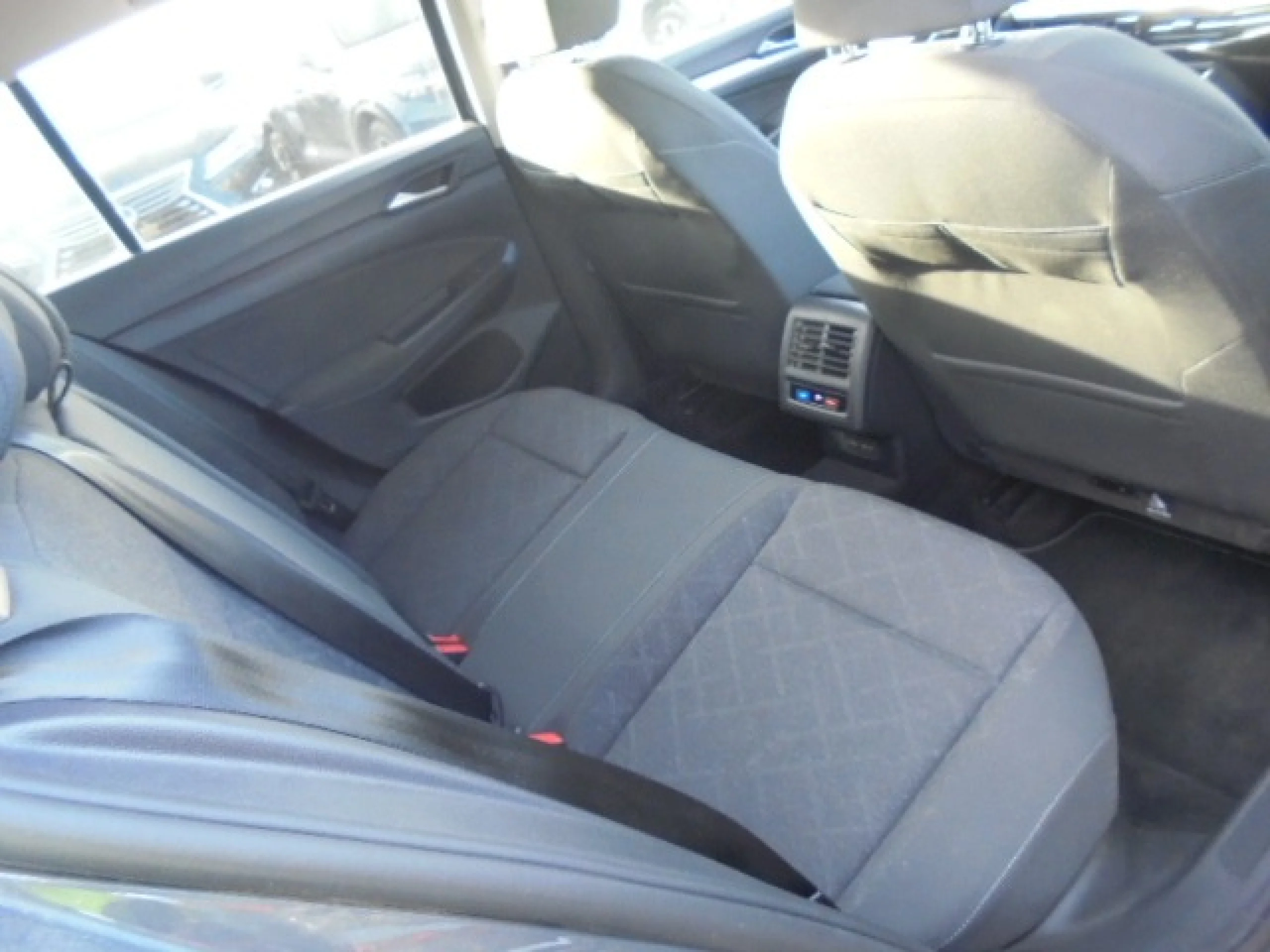 Volkswagen Golf Life 2.0 TDI 85kW (115CV) - Foto 8