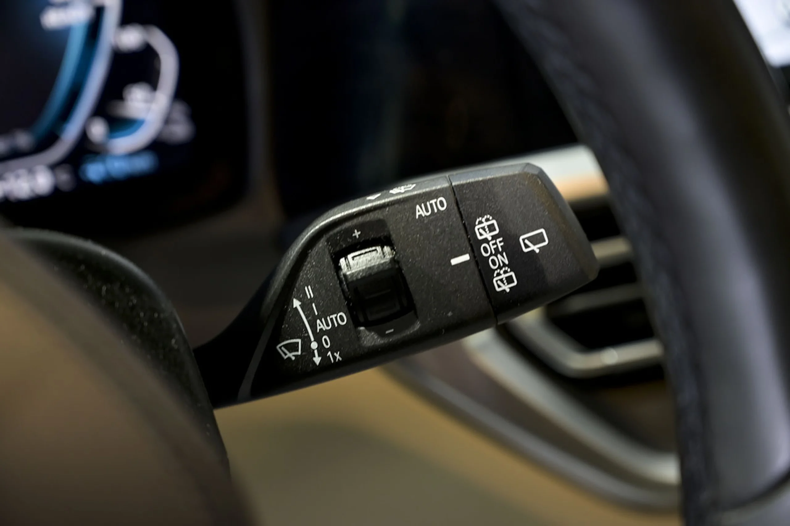 BMW 330 Serie 3 330e xDrive Touring - Foto 30