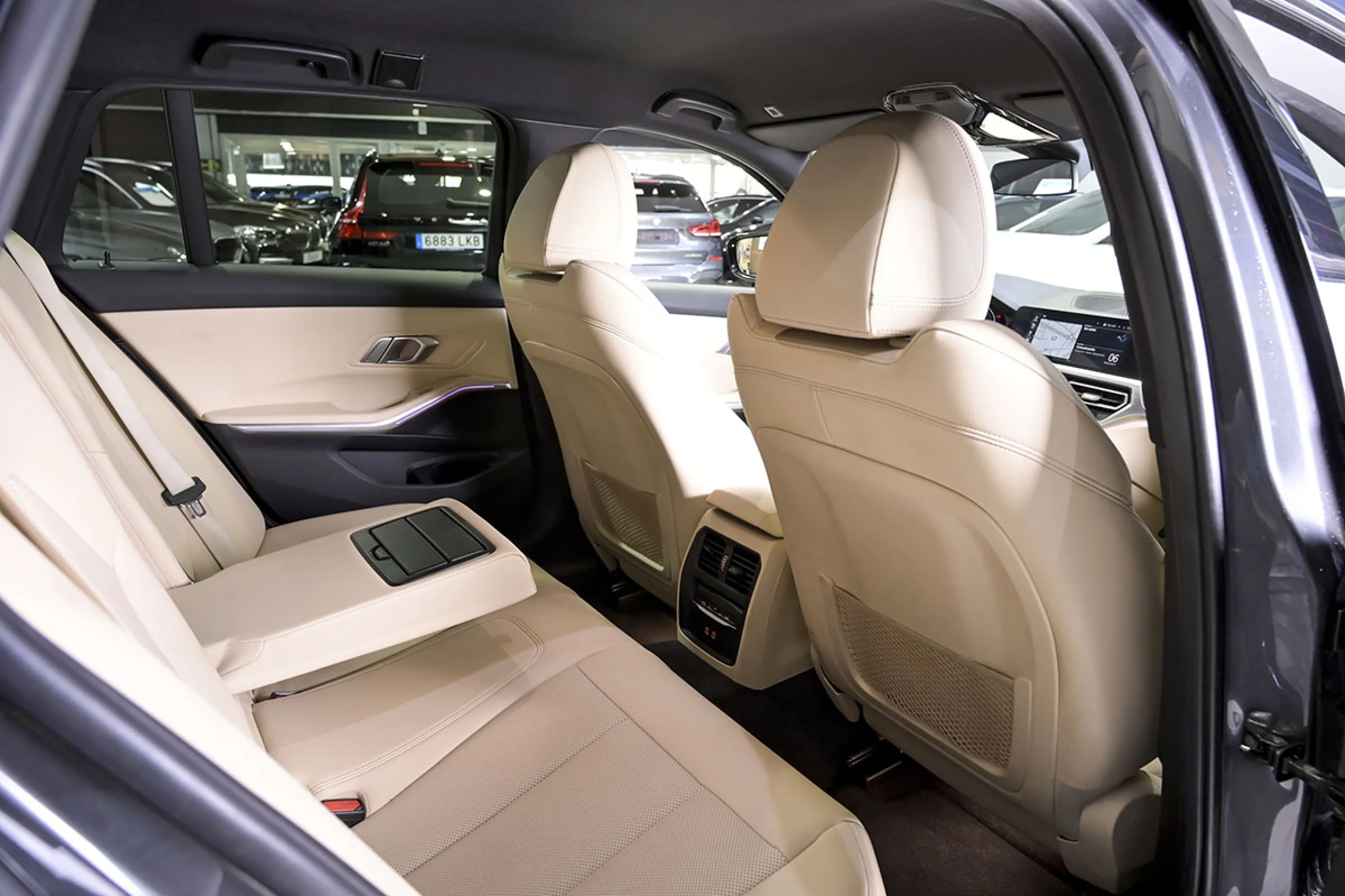 BMW 330 Serie 3 330e xDrive Touring - Foto 15