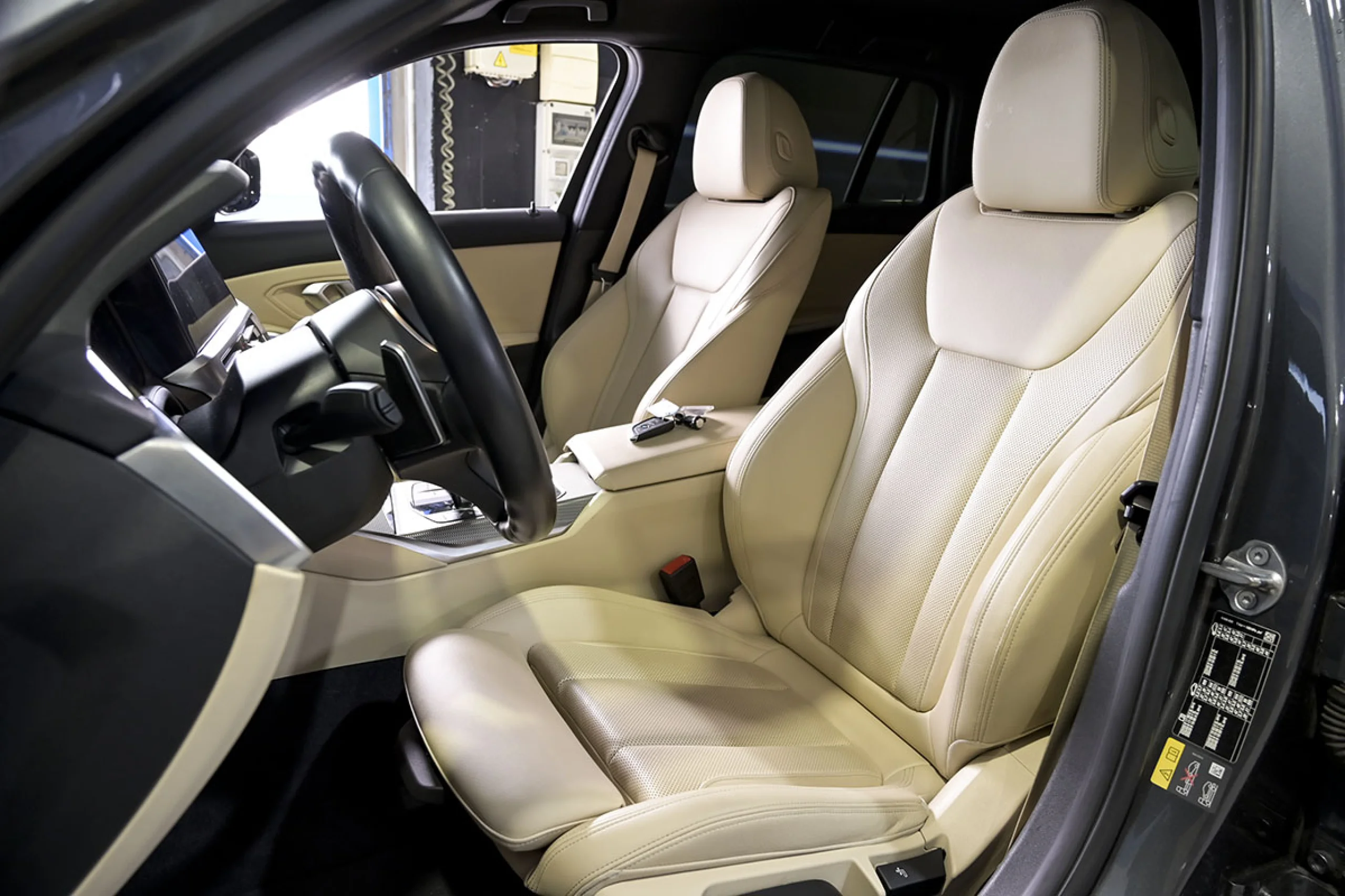 BMW 330 Serie 3 330e xDrive Touring - Foto 9