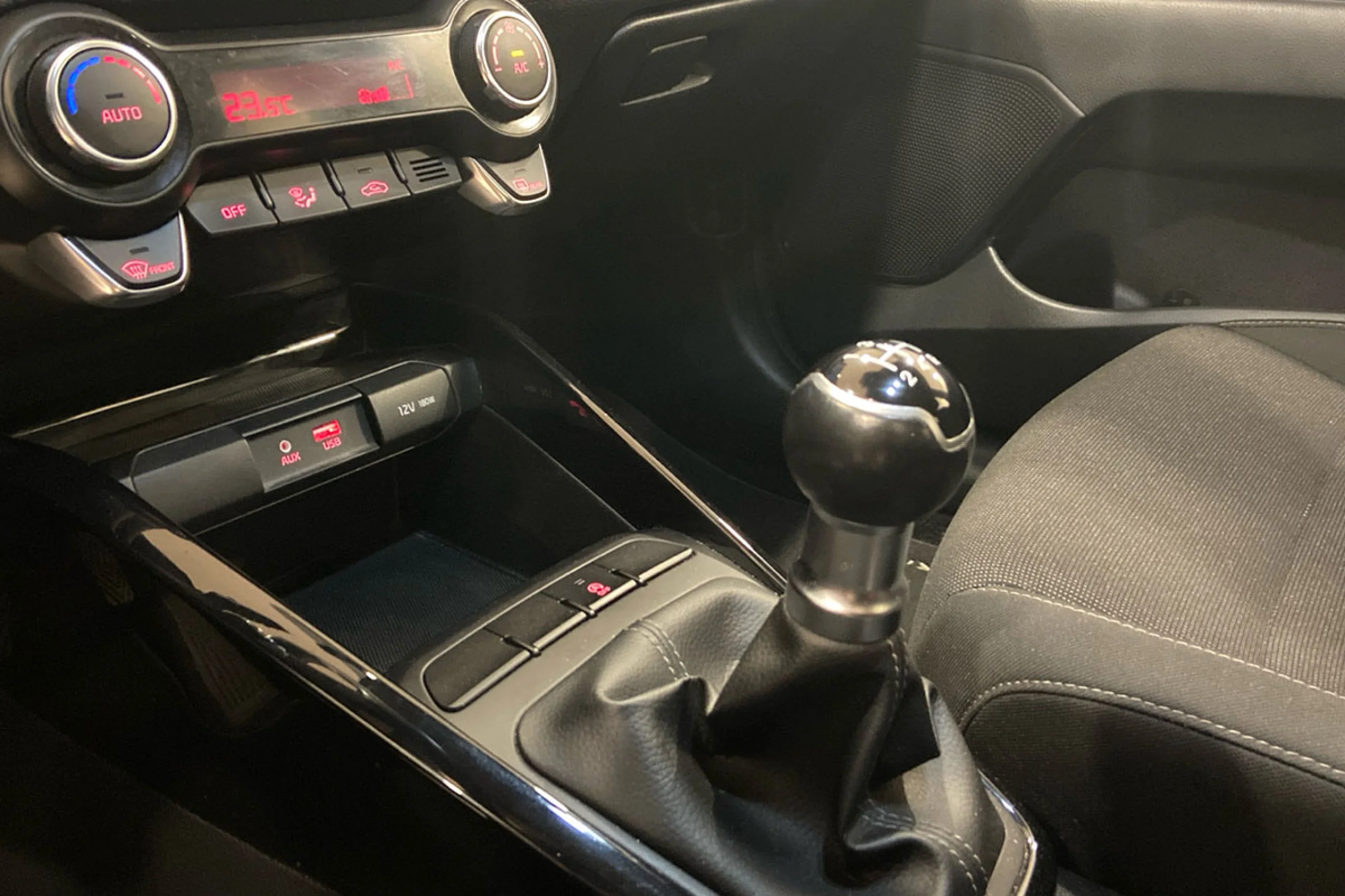 Kia Rio 1.2 CVVT 62kW 84CV Drive - Foto 14